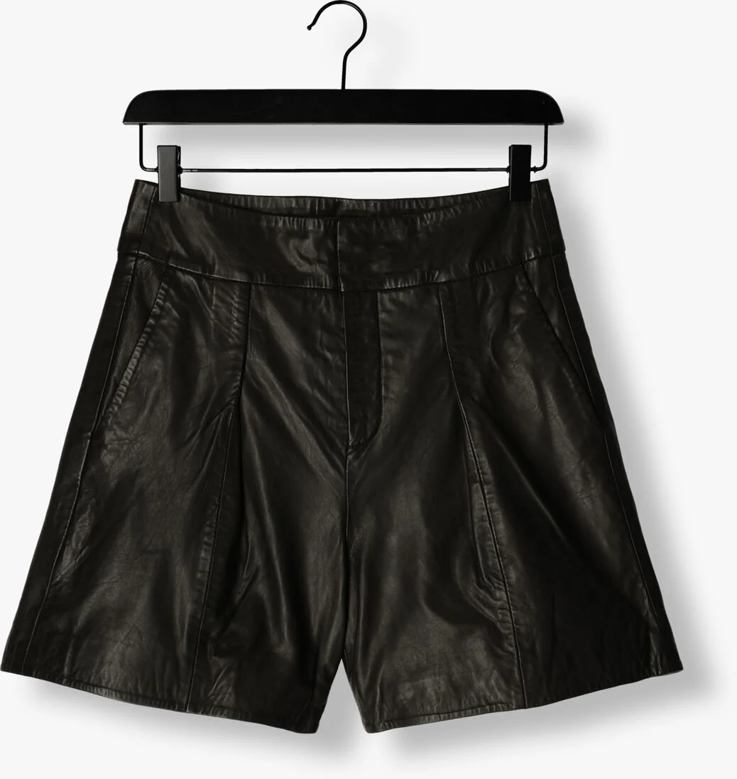 MY ESSENTIAL WARDROBE zwarte my essential wardrobe shorts 12 the leather shorts