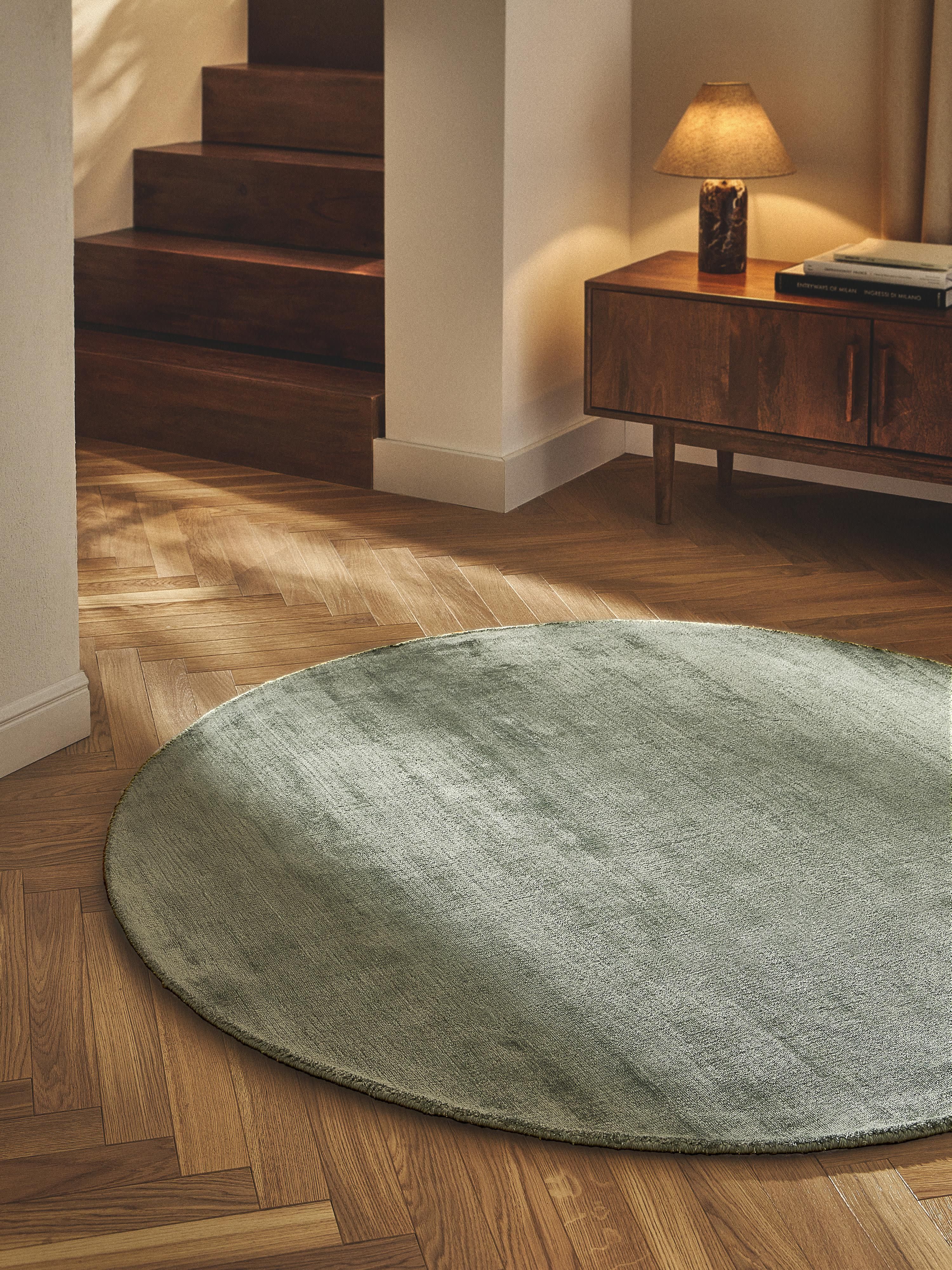 Rond handgeweven viscose vloerkleed Jane