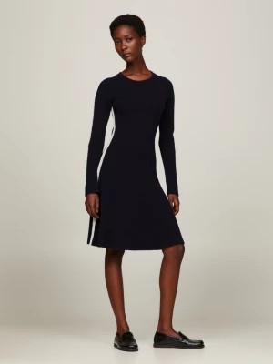 Vestido de lã com listras em ponto ajour e modelagem justa.