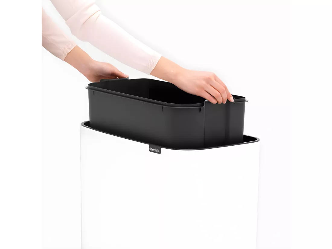 Touch Bin sur pieds 36 l blanc Code R