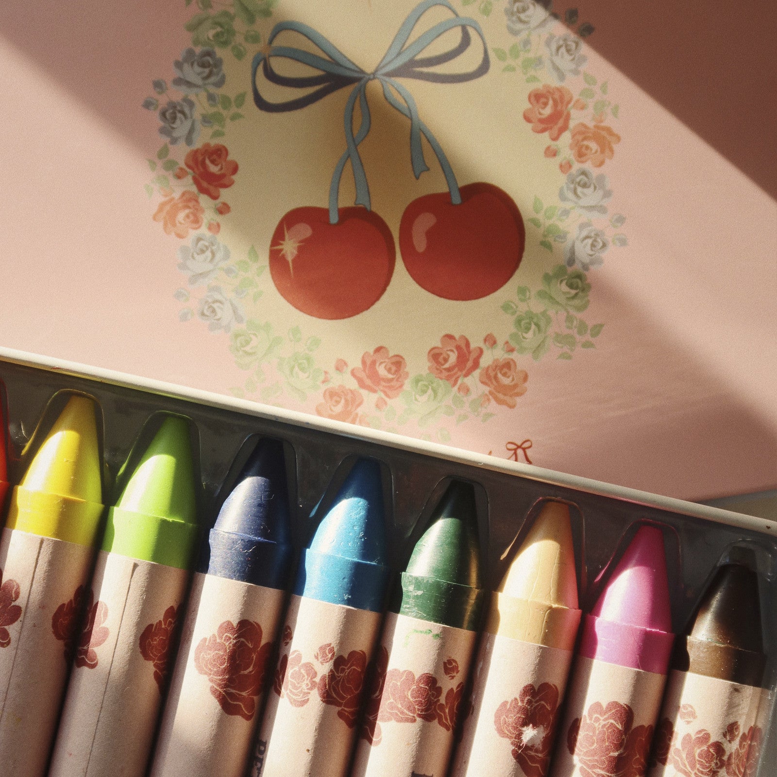 Wachsmalstifte Cherry Bow