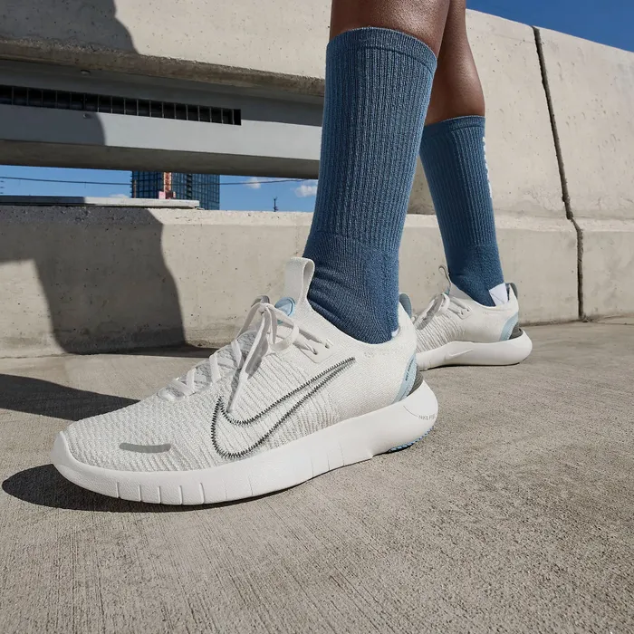 Nike Free RN NN Sneakers Dames