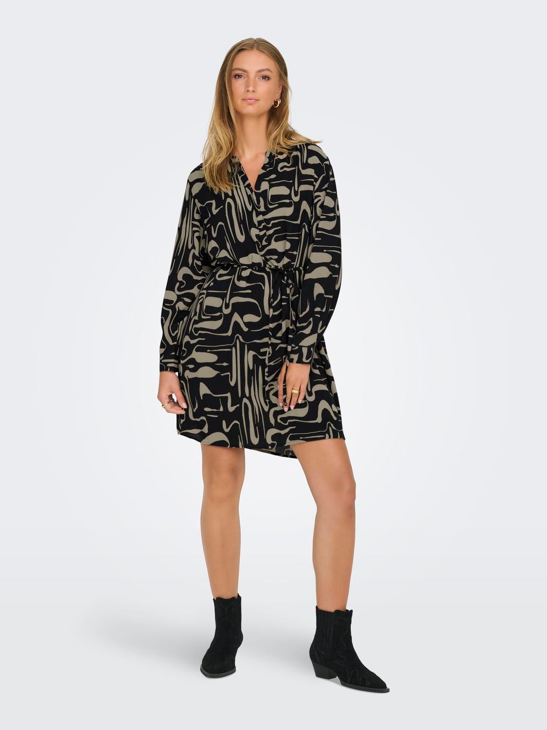 JDYPAPAYA Kurzes Kleid Black
