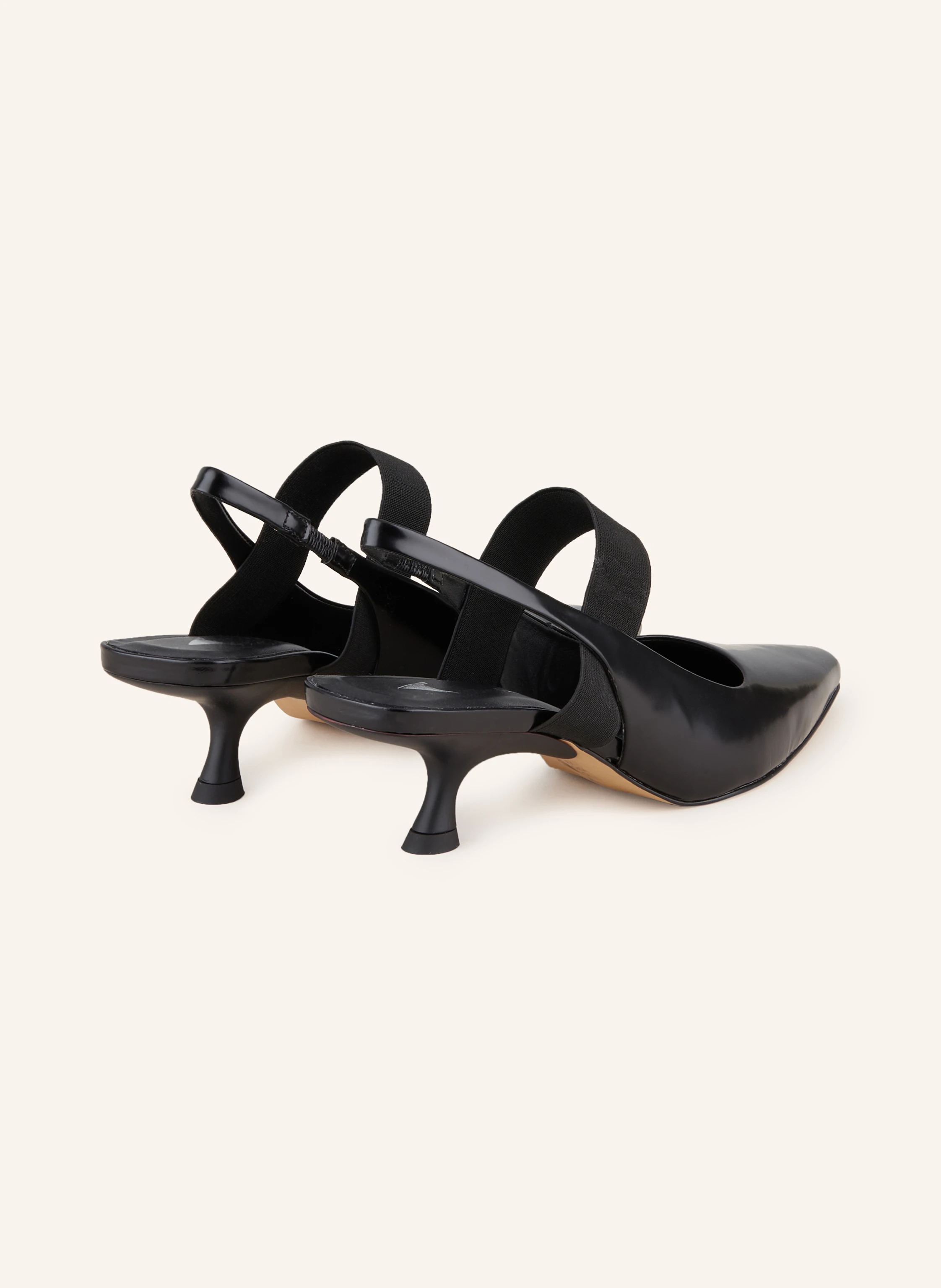 CARRANO Slingpumps