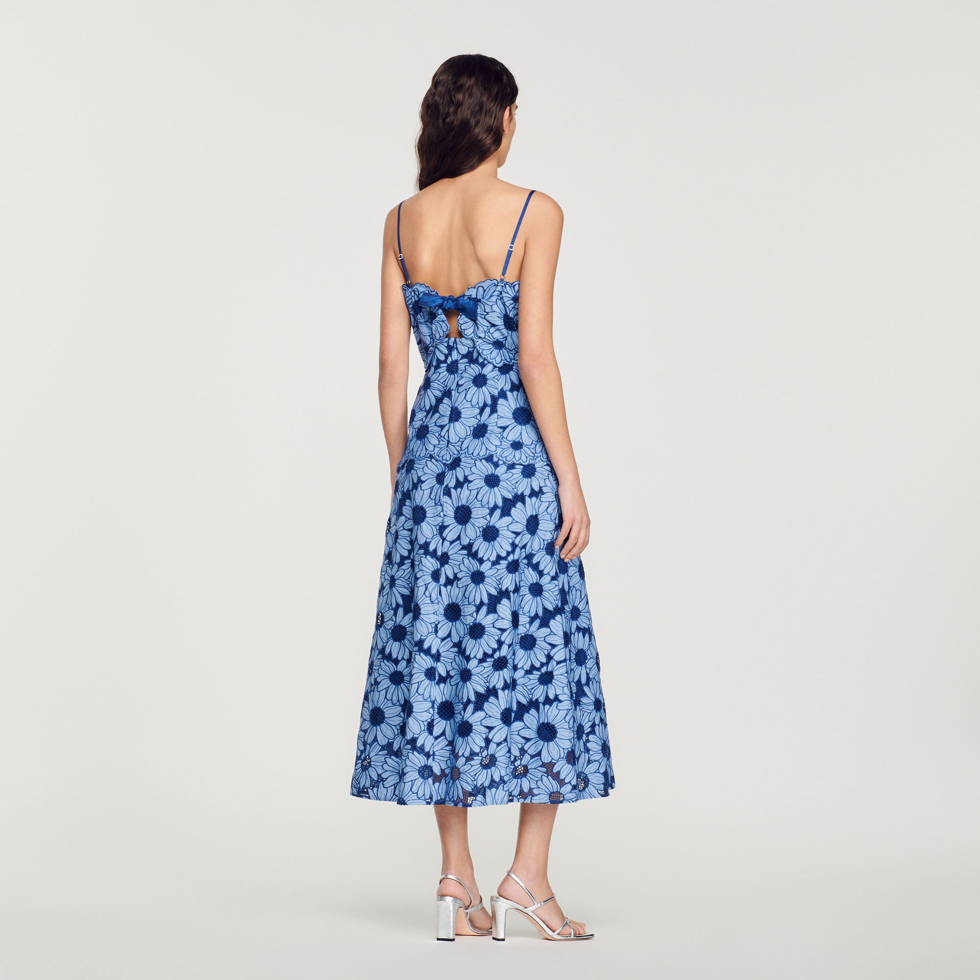 Robe midi en guipure marguerites