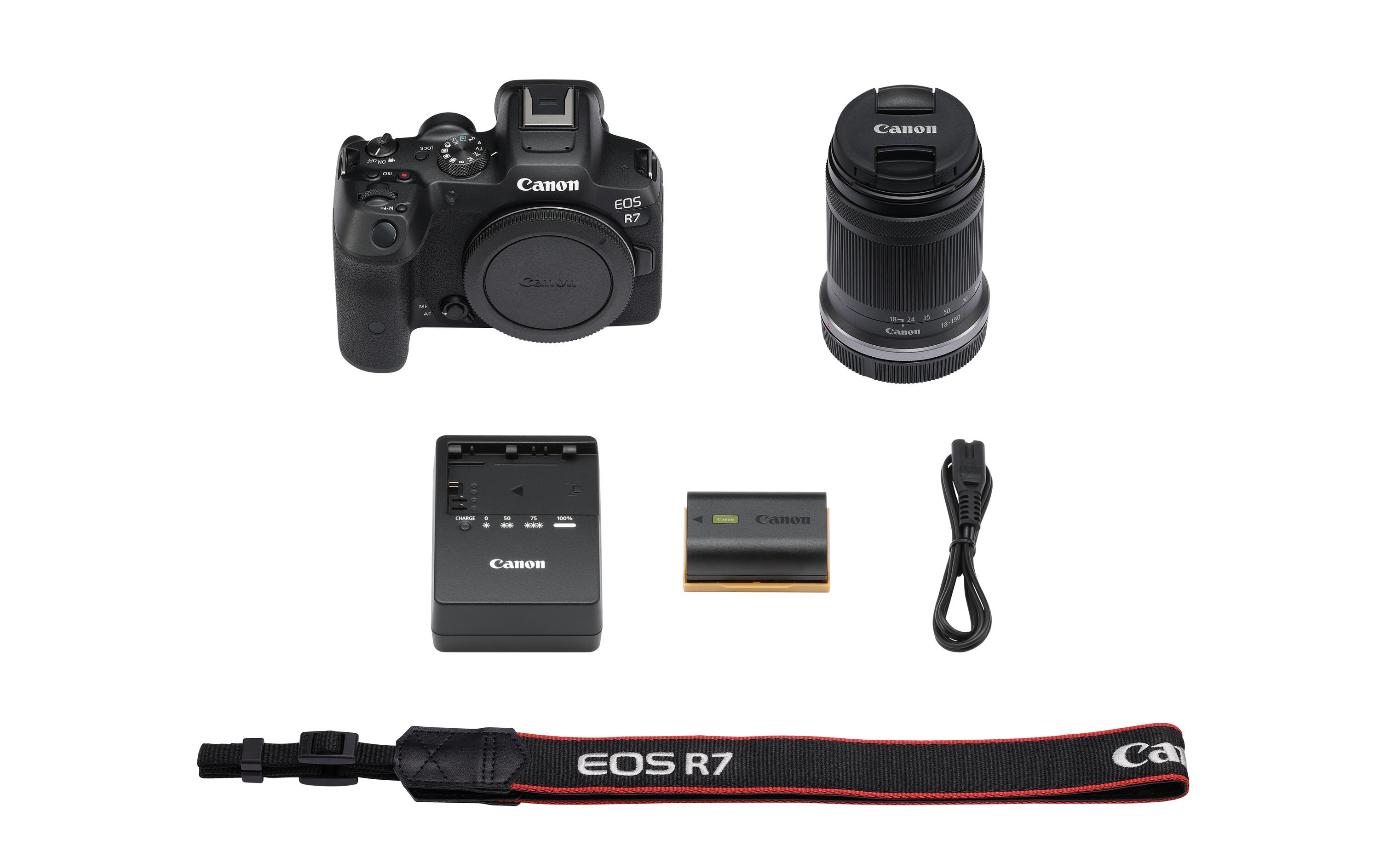 Fotokamera EOS R7 Kit inkl. RF-S 18-150 F3.5-6.3 IS STM<br>Hybrid-Systemkamera mit 128 GB SDXC-Karte und praktischer Kameratasche