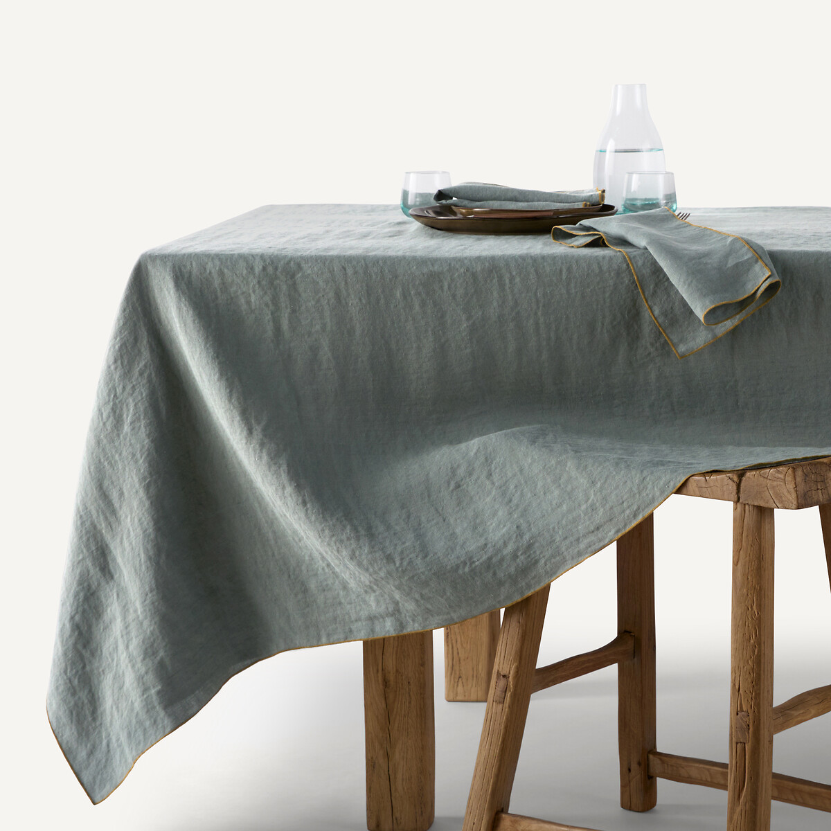 AM.PM<br>Toalha de mesa em cânhamo lavado, Helmati
