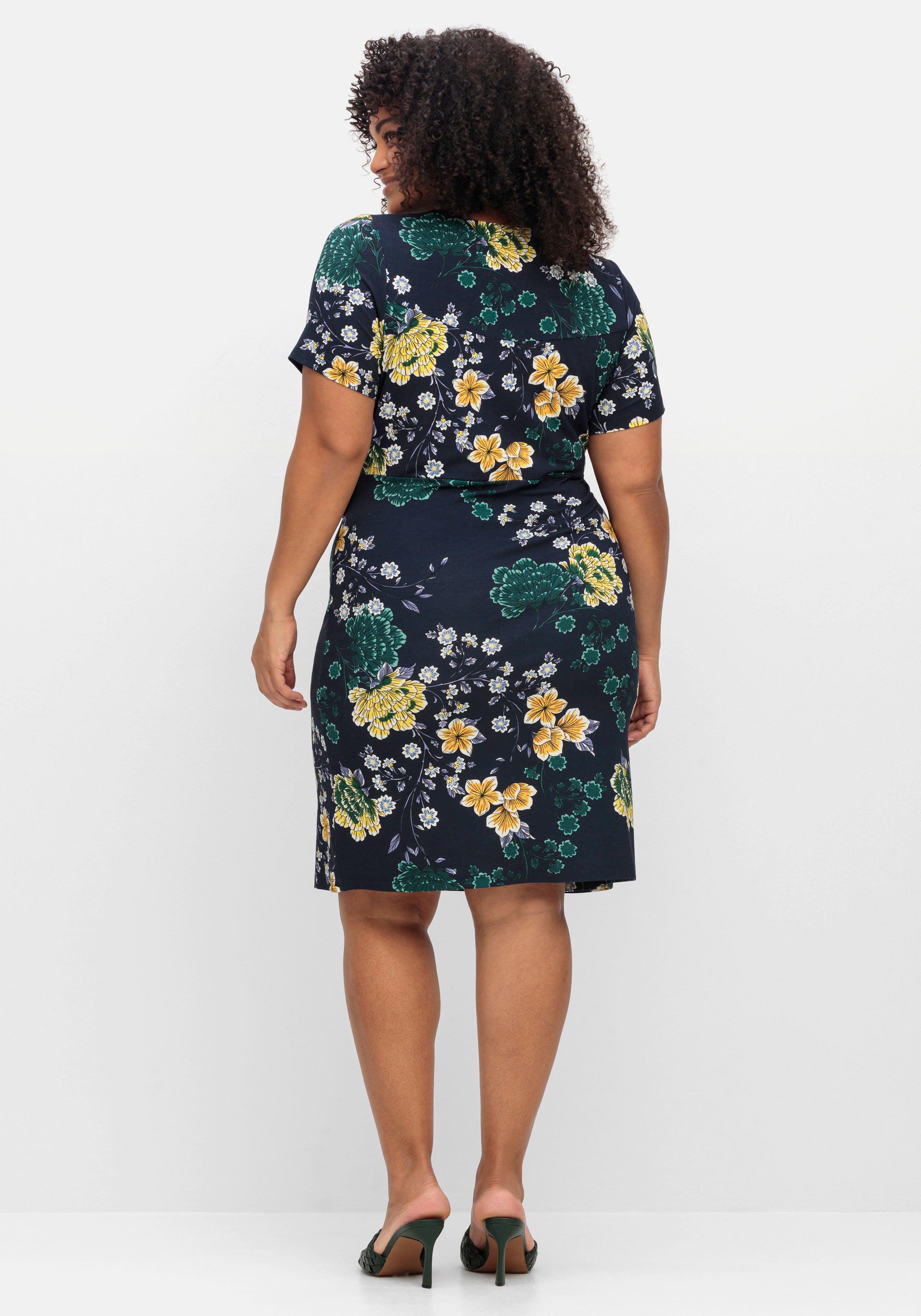 Jerseykleid in Wickeloptik, mit Alloverdruck