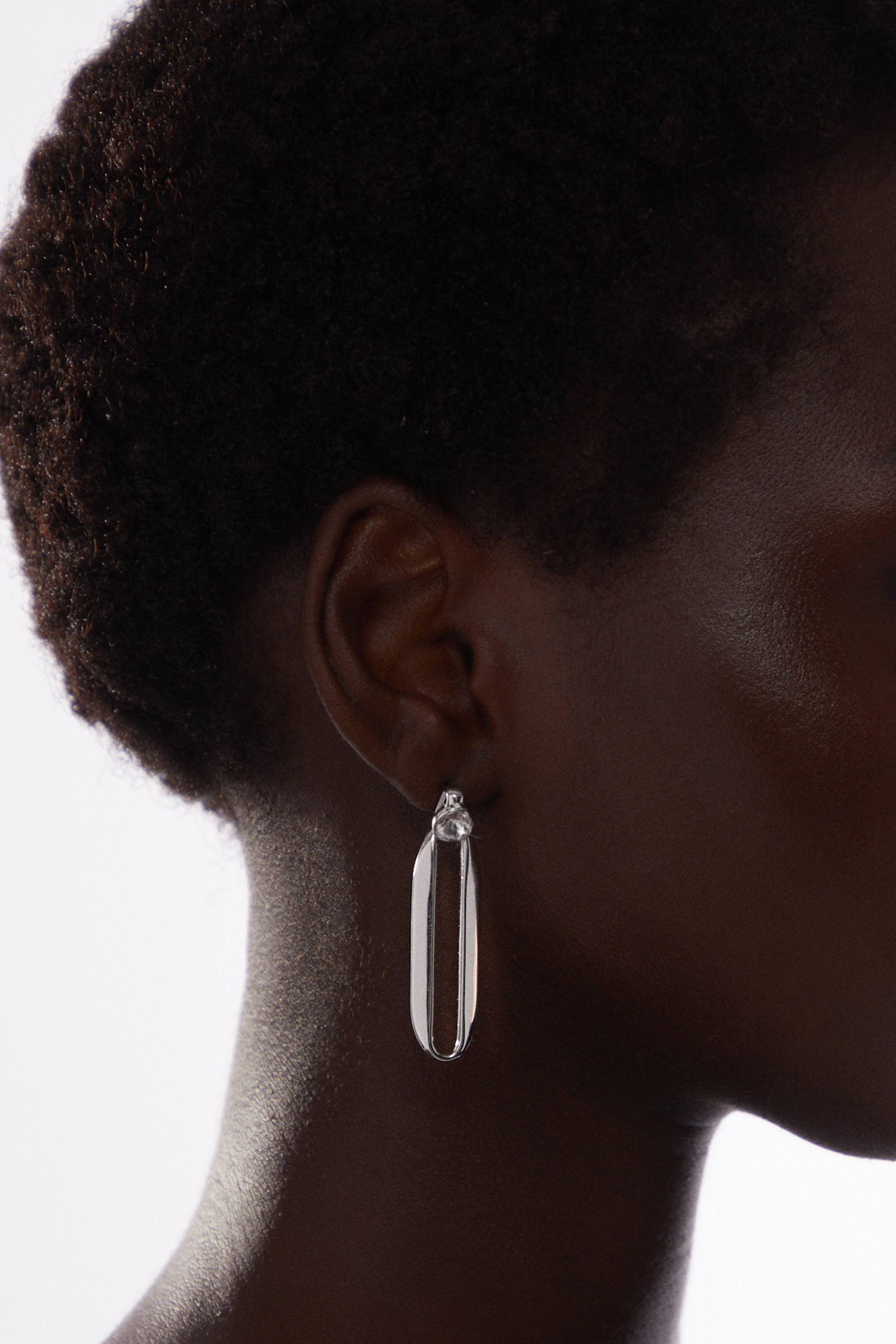 KarenMillen Créoles pendantes à ellipse en cristal européen faites à la main