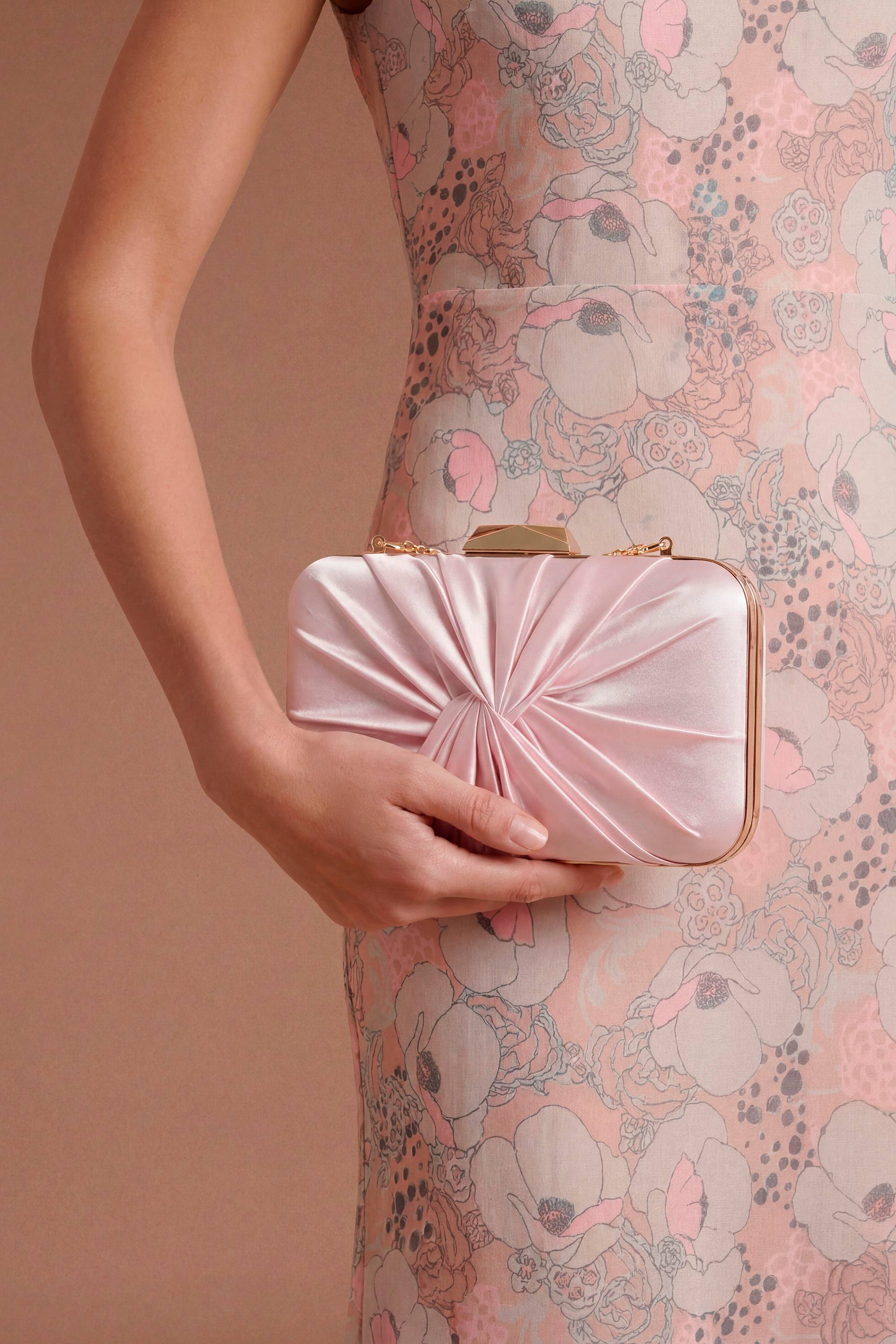 Oasis Pochette Torsadée En Satin Beaut