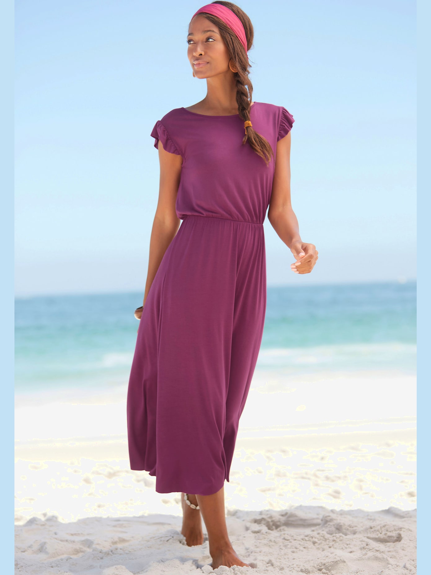 Robe mi-longue encolure ronde