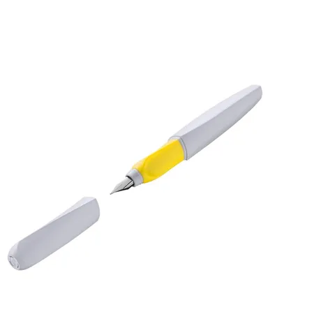 Pelikan Twist® Füller Feder M Pearl inkl. Tintenpatrone
