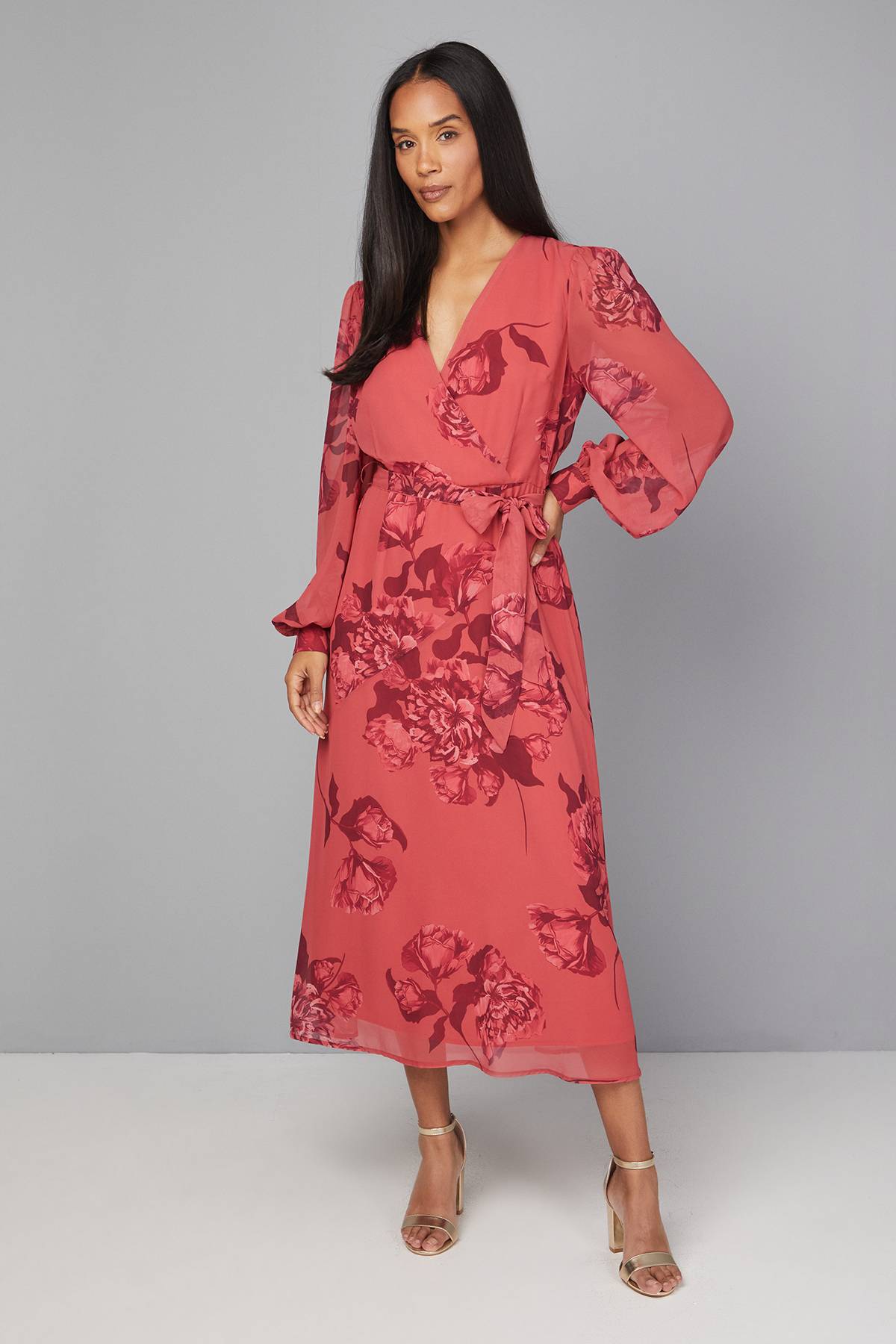 Wallis Robe Midi Portefeuille Fleurie avec Ceinture