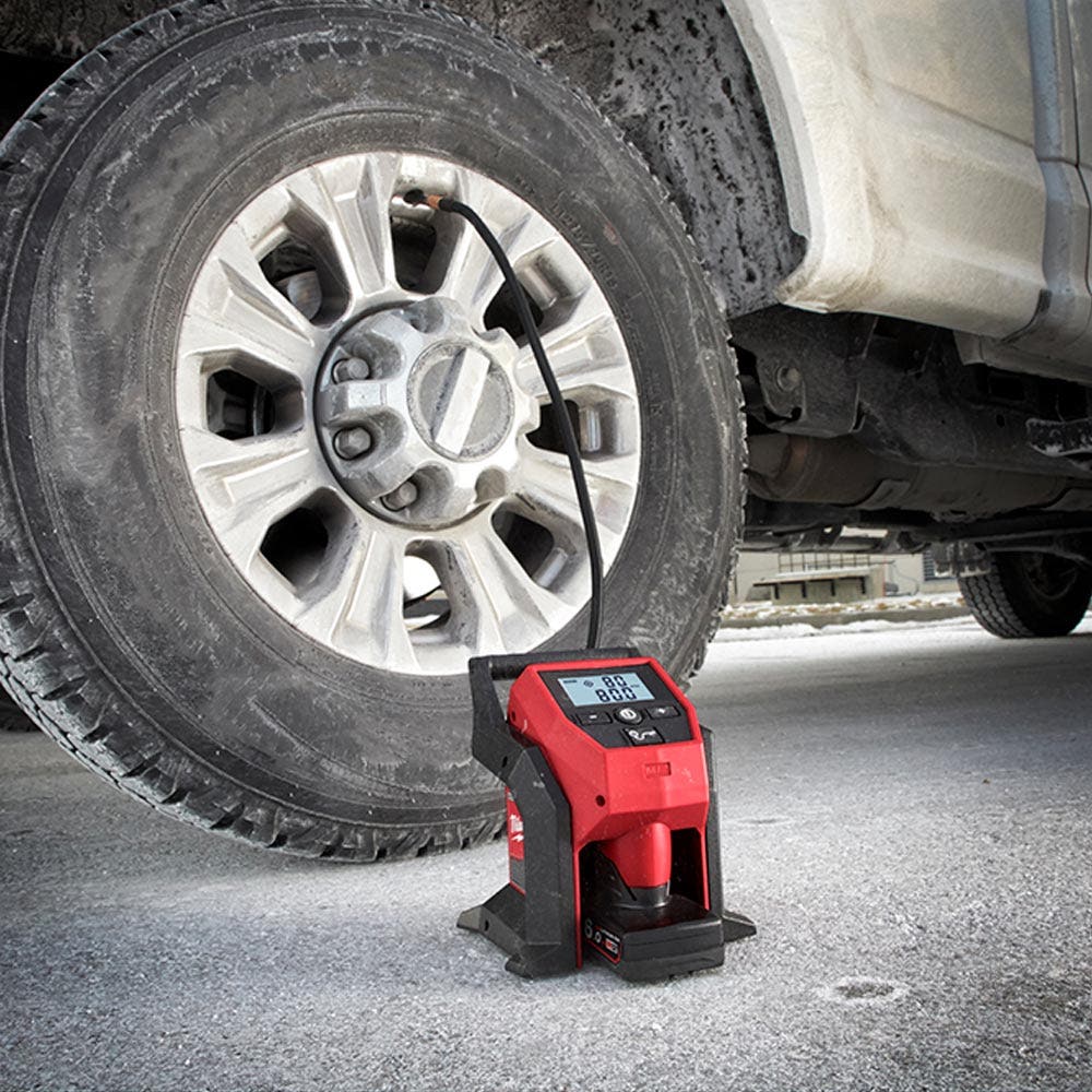 MILWAUKEE 12V Compact Inflator Skin M12BI-0