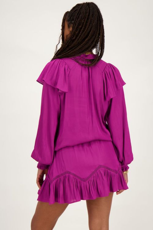Paarse blouse met ruffles satijnen look