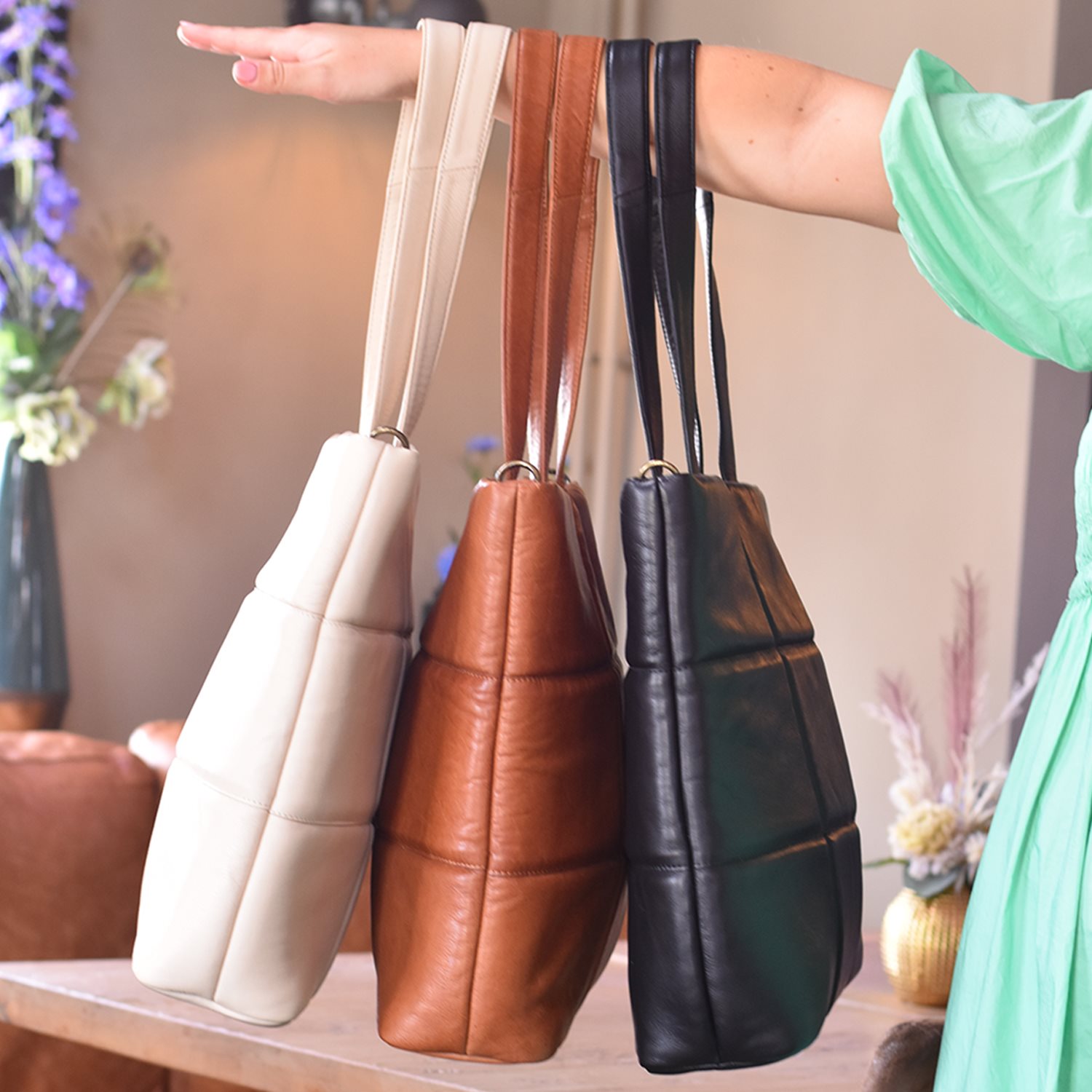DIMAGINI Lume Padded Workbag 14