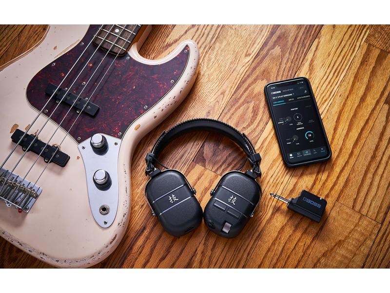BOSS WAZA-AIR BASS Ein immersives neues Sound- und Übungserlebnis für Bassisten