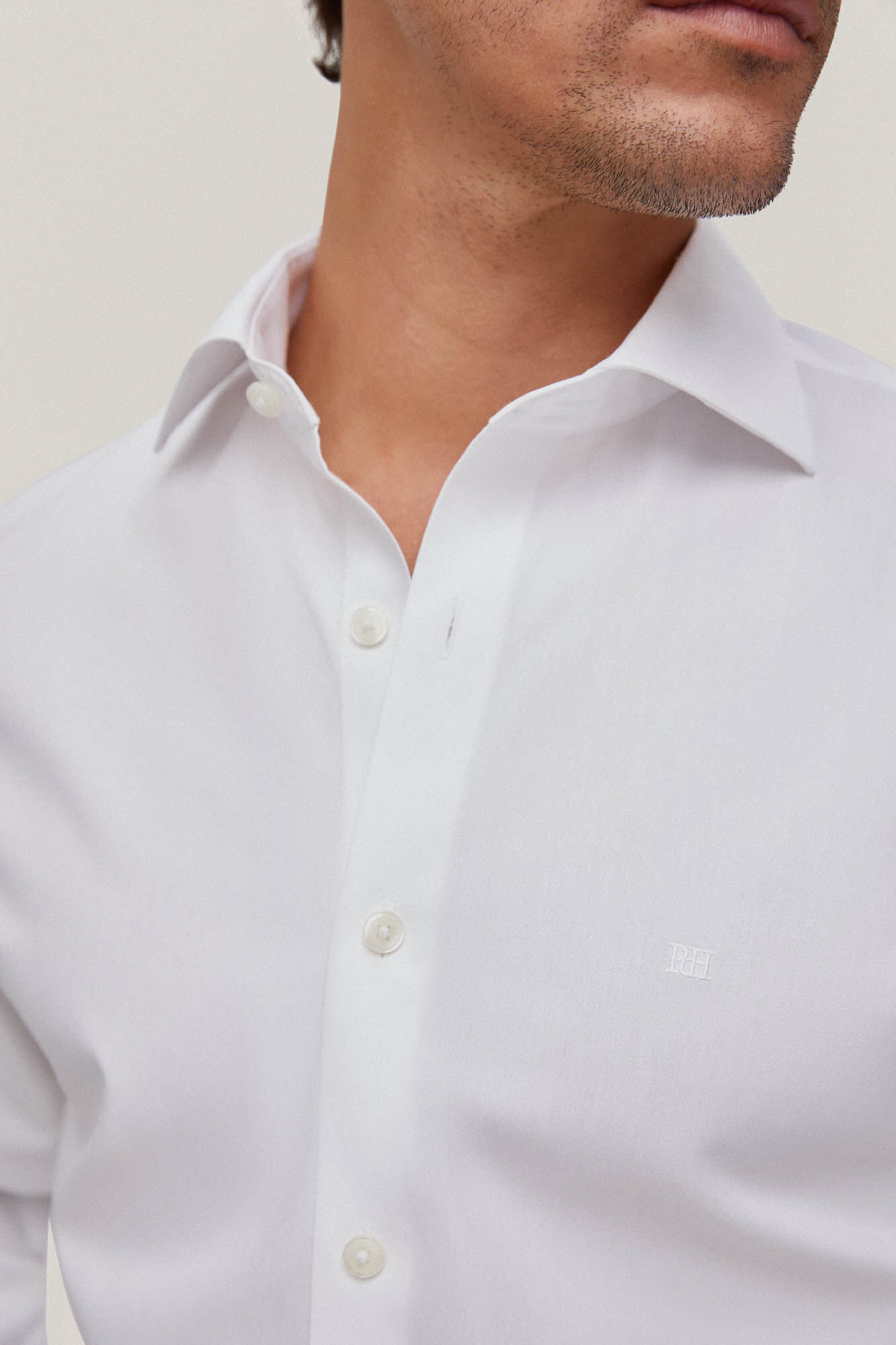 Camisa vestir pinpoint liso non iron + antimanchas - Blanco