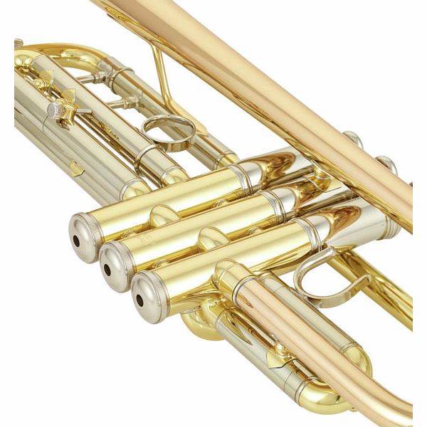Yamaha YTR-8335G 04 Trumpet