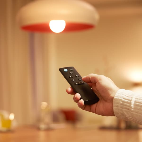 WiZ Startsett WCA 2x8,5W A60 E27 WiFi + Fjernkontroll