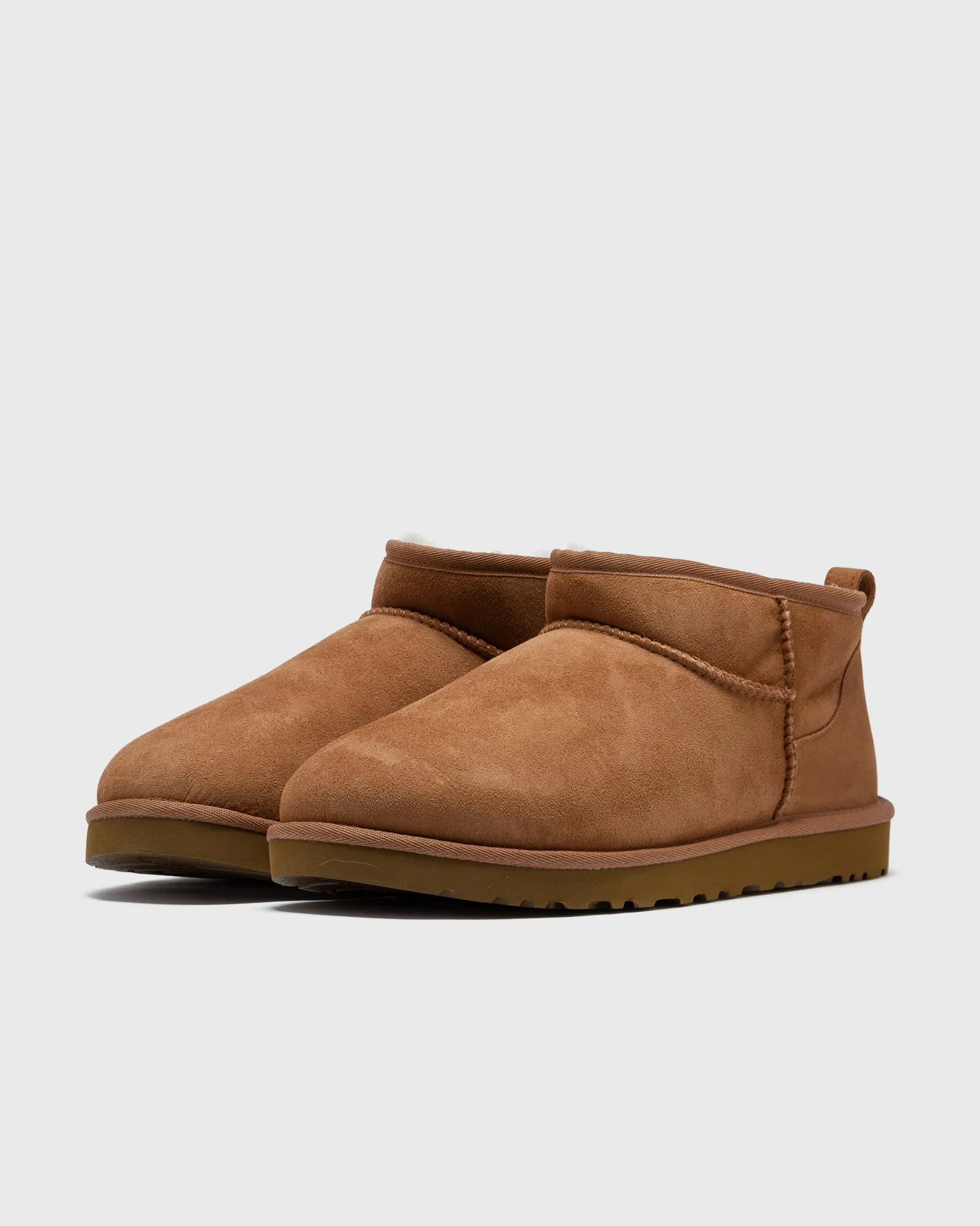 UGG CLASSIC ULTRA MINI