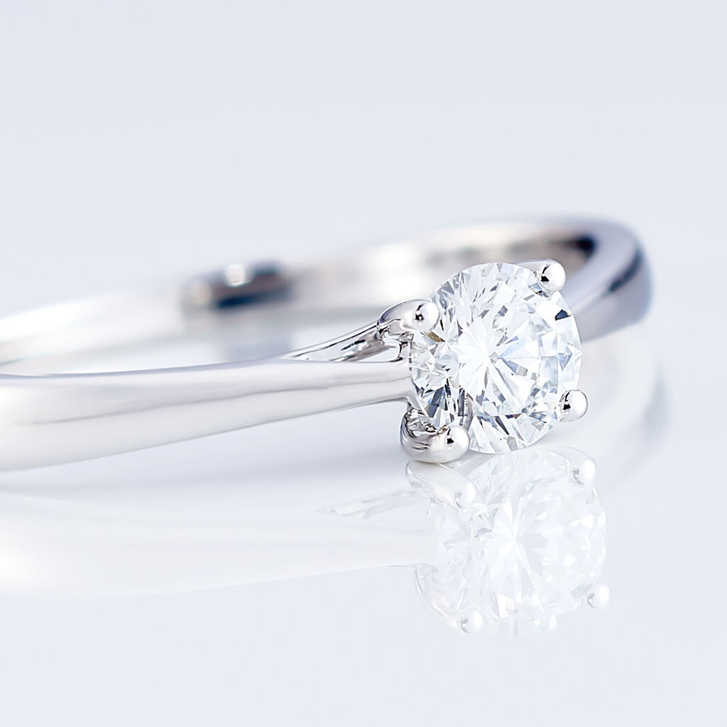 Bague Solitaire Fiona Or Blanc Diamant Synthetique
