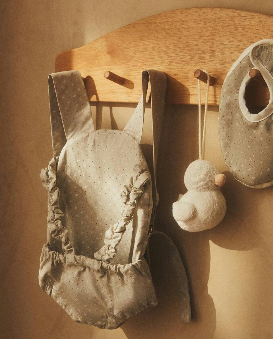 estilingue para boneca infantil