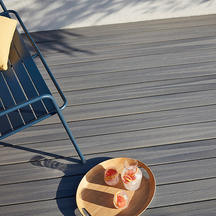 Lame de terrasse composite gris Good Life 244 x 13,4 cm