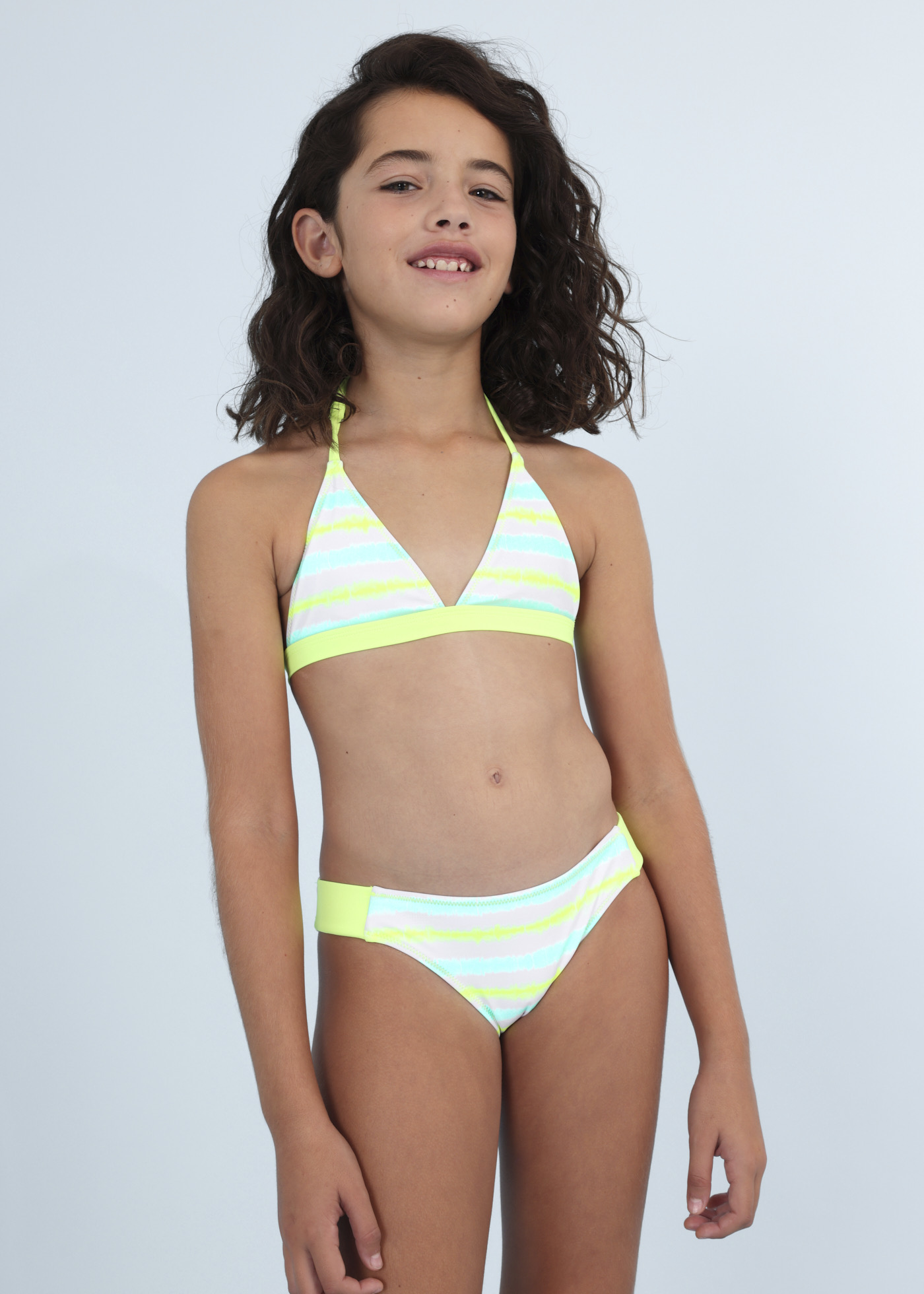 Biquíni triangular feminino