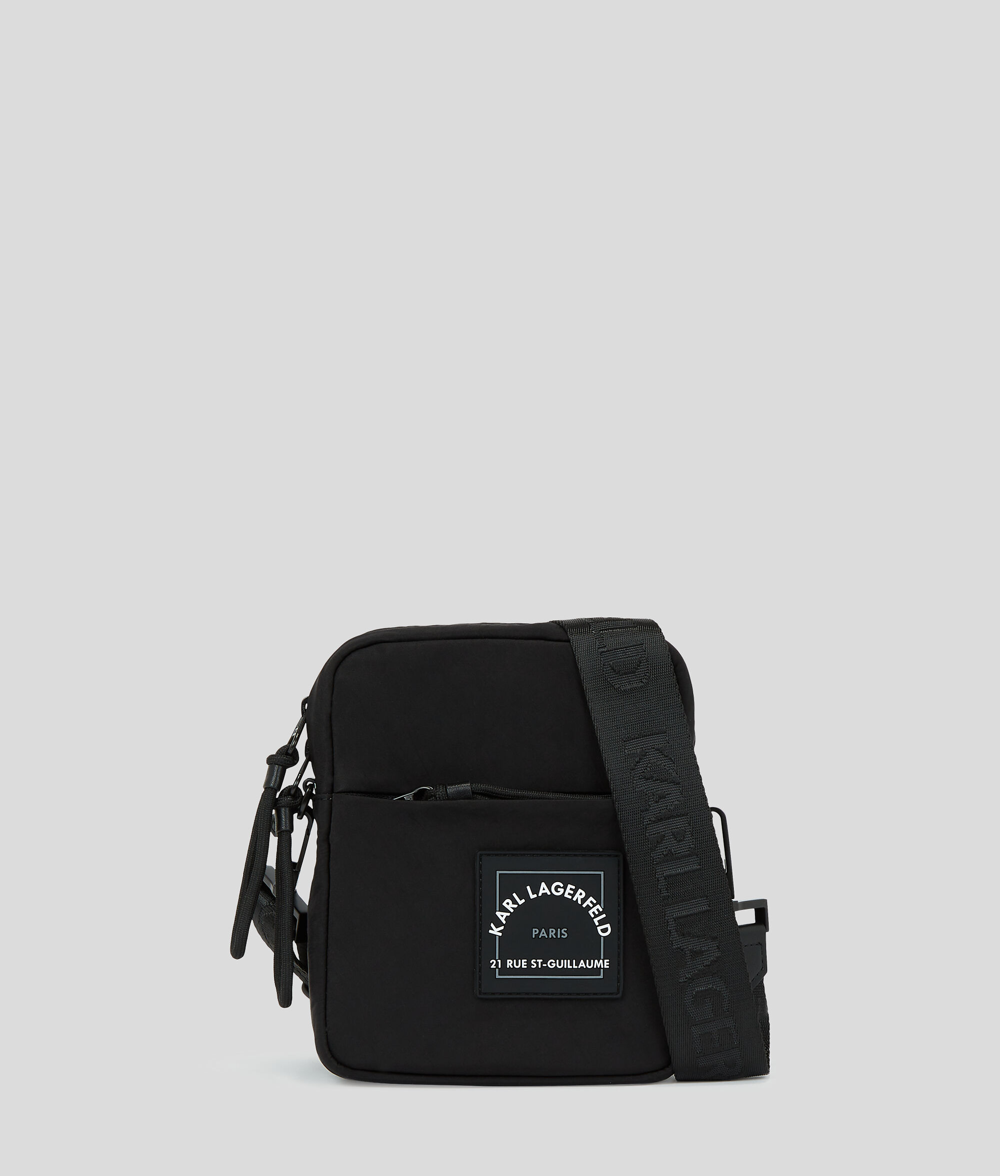 SAC BANDOULIÈRE EN NYLON RUE ST-GUILLAUME