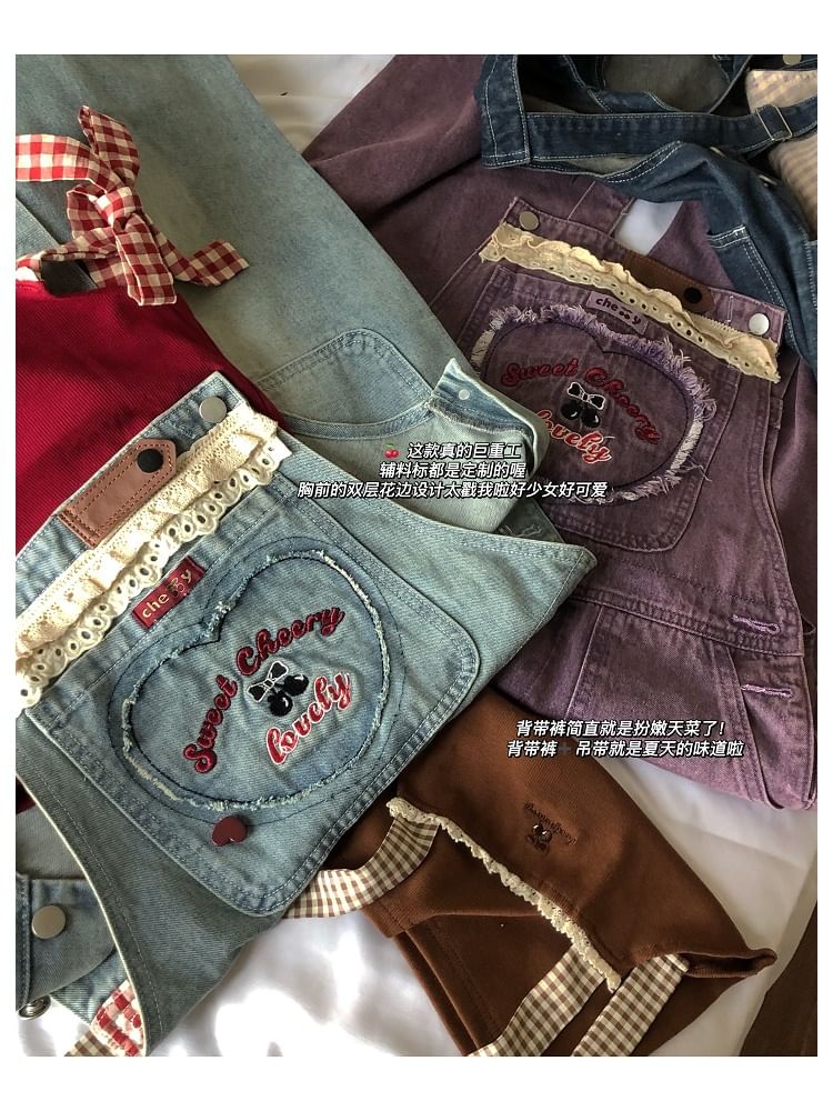 Autuna - Denim trui met geborduurde kant en letters / camisole top / set