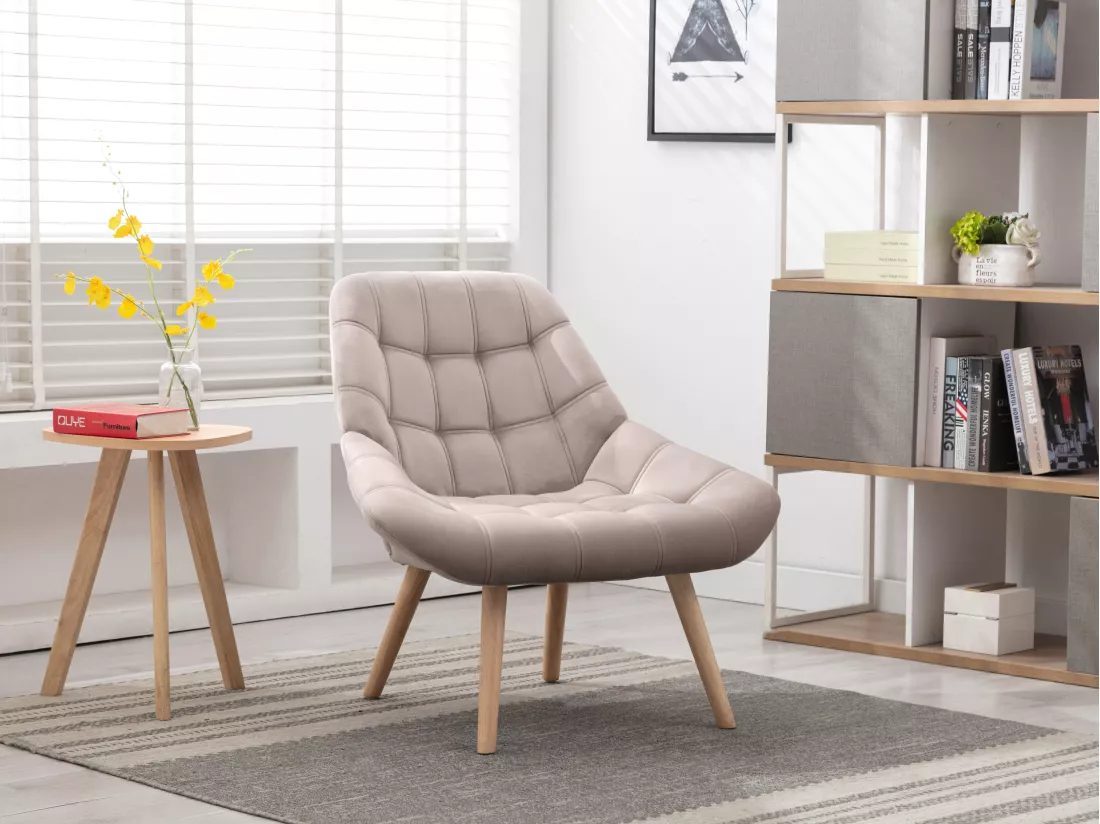 Fauteuil en velours beige LUOSTO