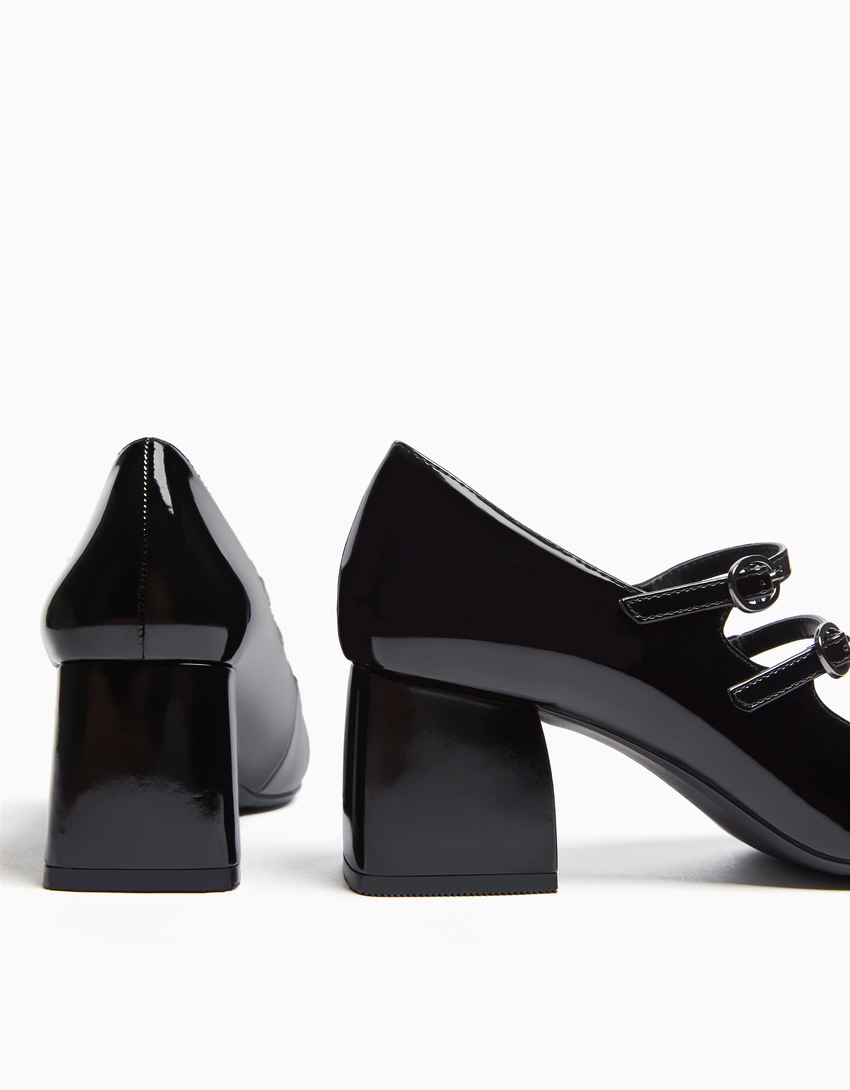 sapatos Mary Jane com salto bloco