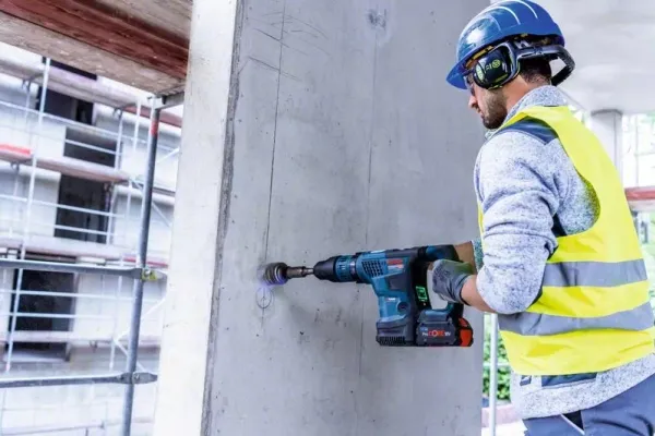 Bosch GBH 18V-36 C Kit im Case Cordless Combi Drill