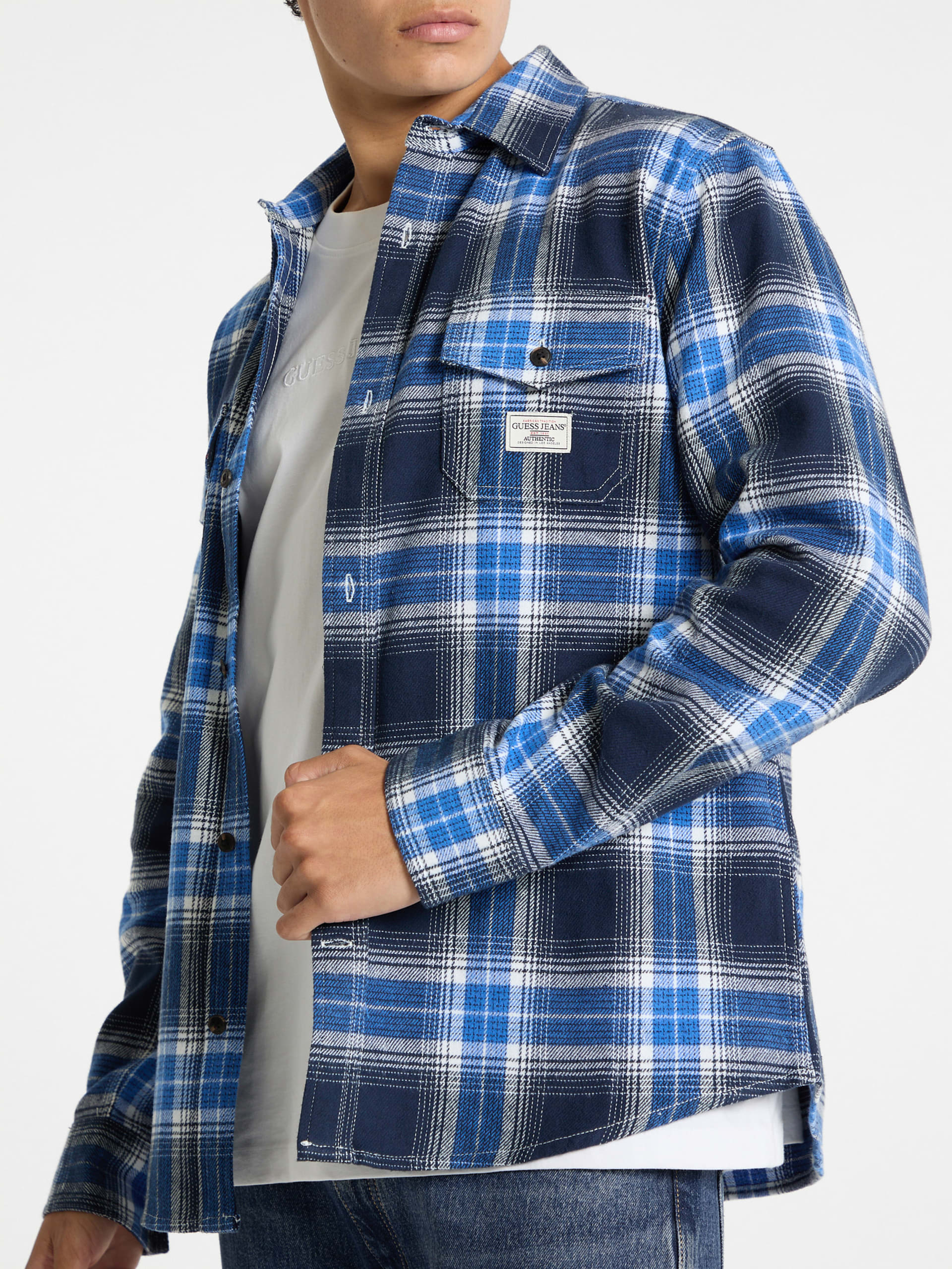 Camisa xadrez de manga comprida com bolso