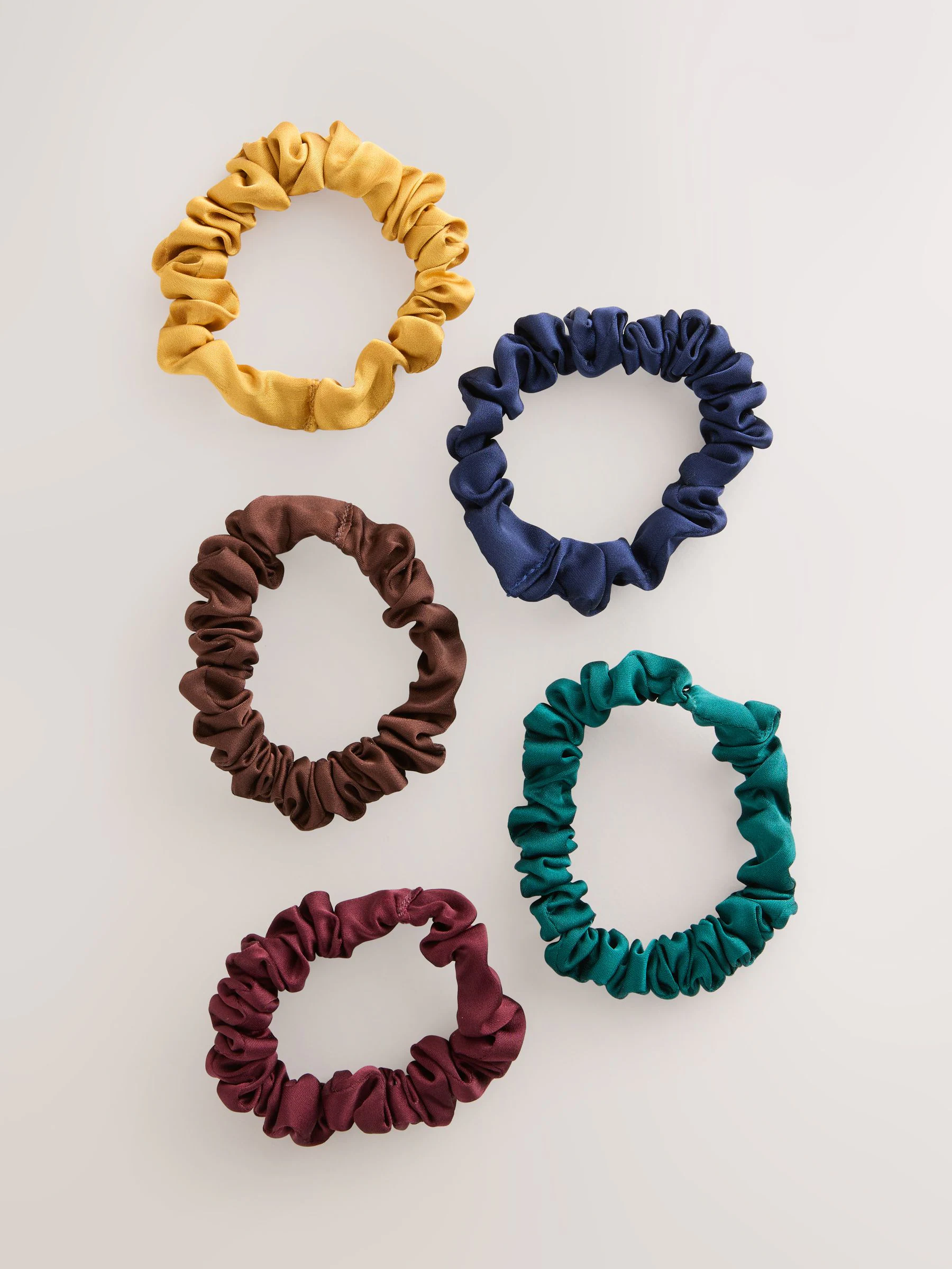Bruin - Set van 5 scrunchies