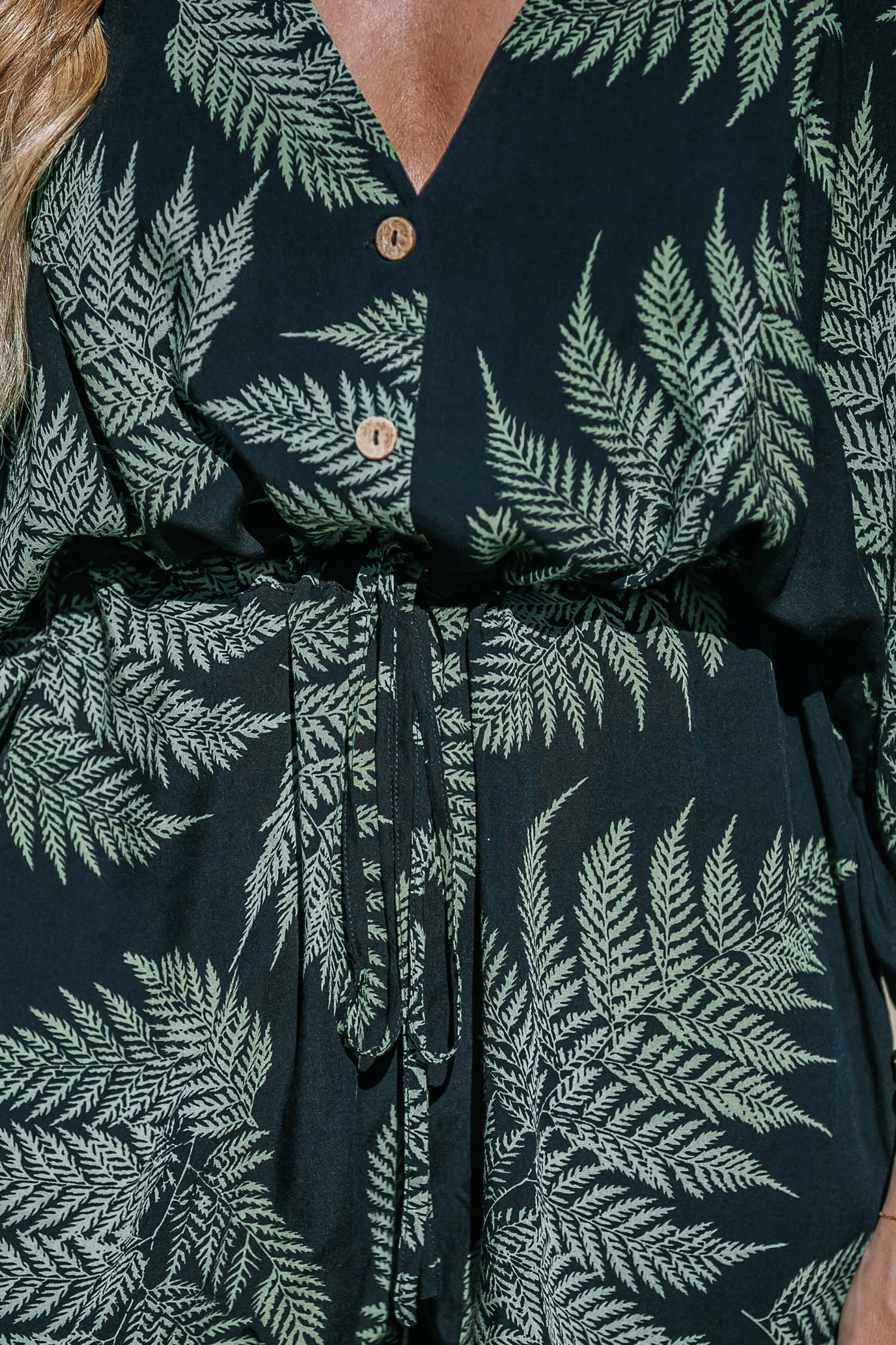 Combishort à manches amples imprimé feuilles de palmier