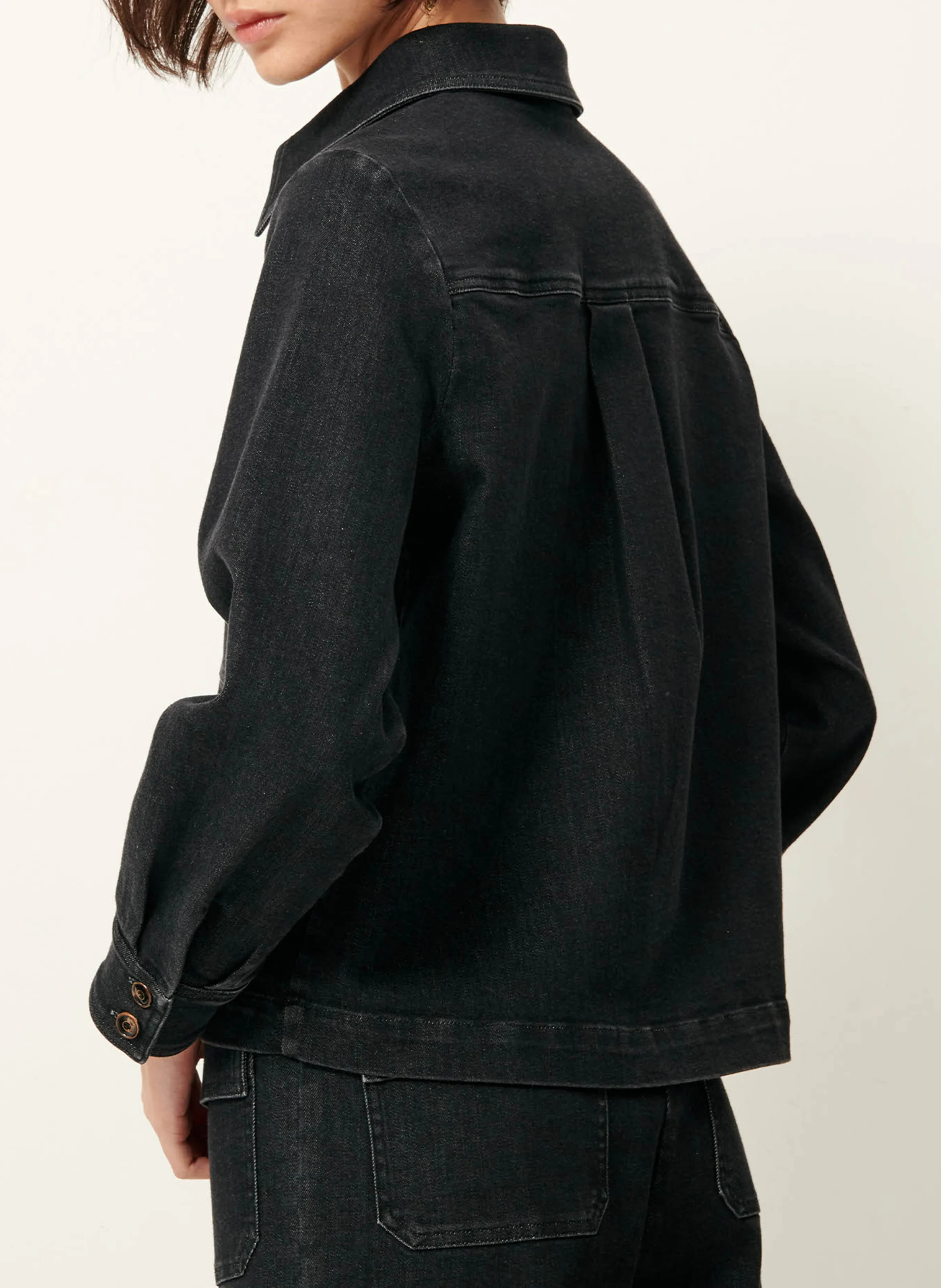 GUGGEN - Veste courte droite en denim de coton léger | Noir