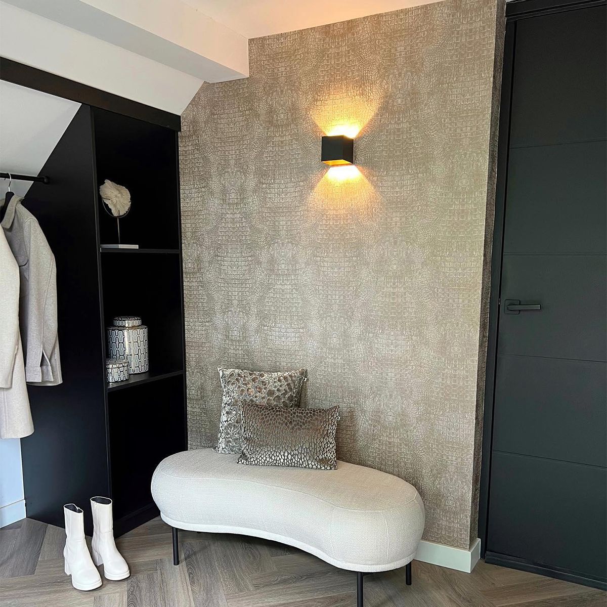Moderne wandlamp zwart met lichteffect - Transfer