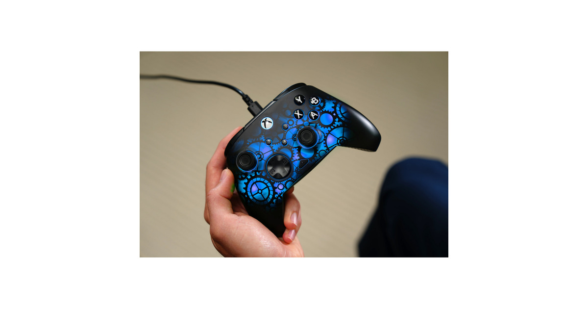 Turtle BeachAfterglow Ignite bekabelde RGB-gamingcontroller - Time Machine  (Zwart, Xbox Series X|S, Xbox One, Pc)