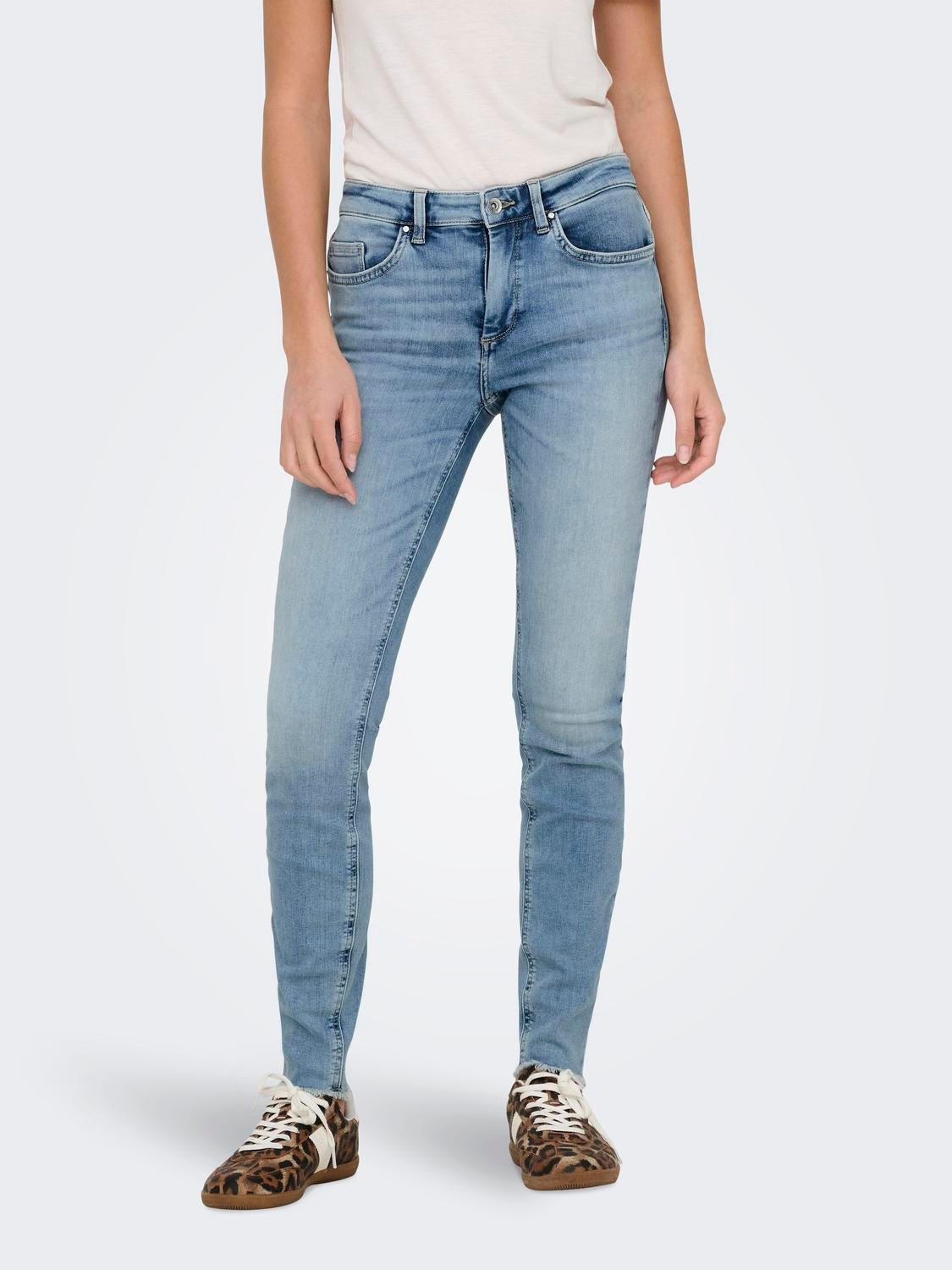ONLBLUSH Mittlere Taille Skinny Fit Jeans Light Medium Blue Denim