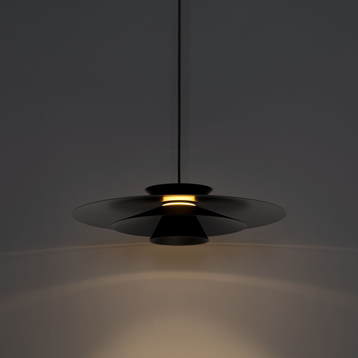 Design hanglamp zwart incl. LED 3-staps dimbaar - Pauline