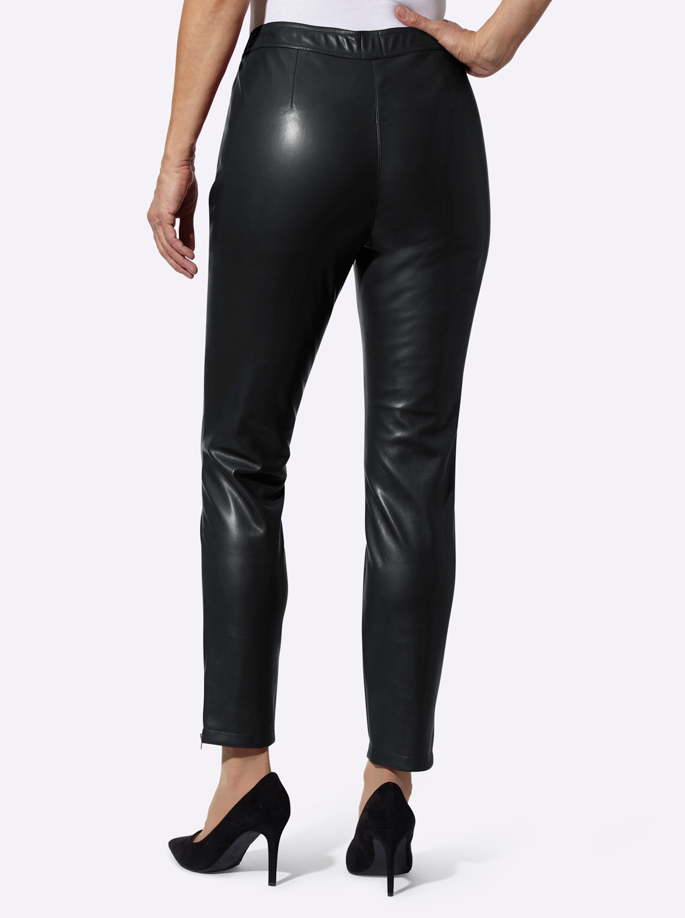 Lederimitat-Hose in schwarz