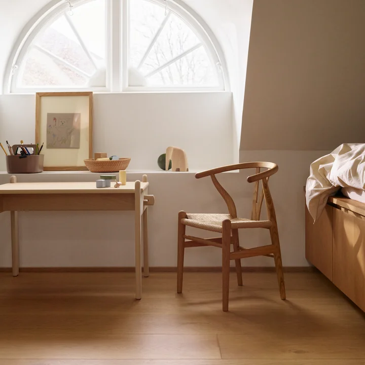 Carl Hansen - Kinderstuhl CH24 Wishbone, Eiche geölt / Naturgeflecht (Limited Edition)