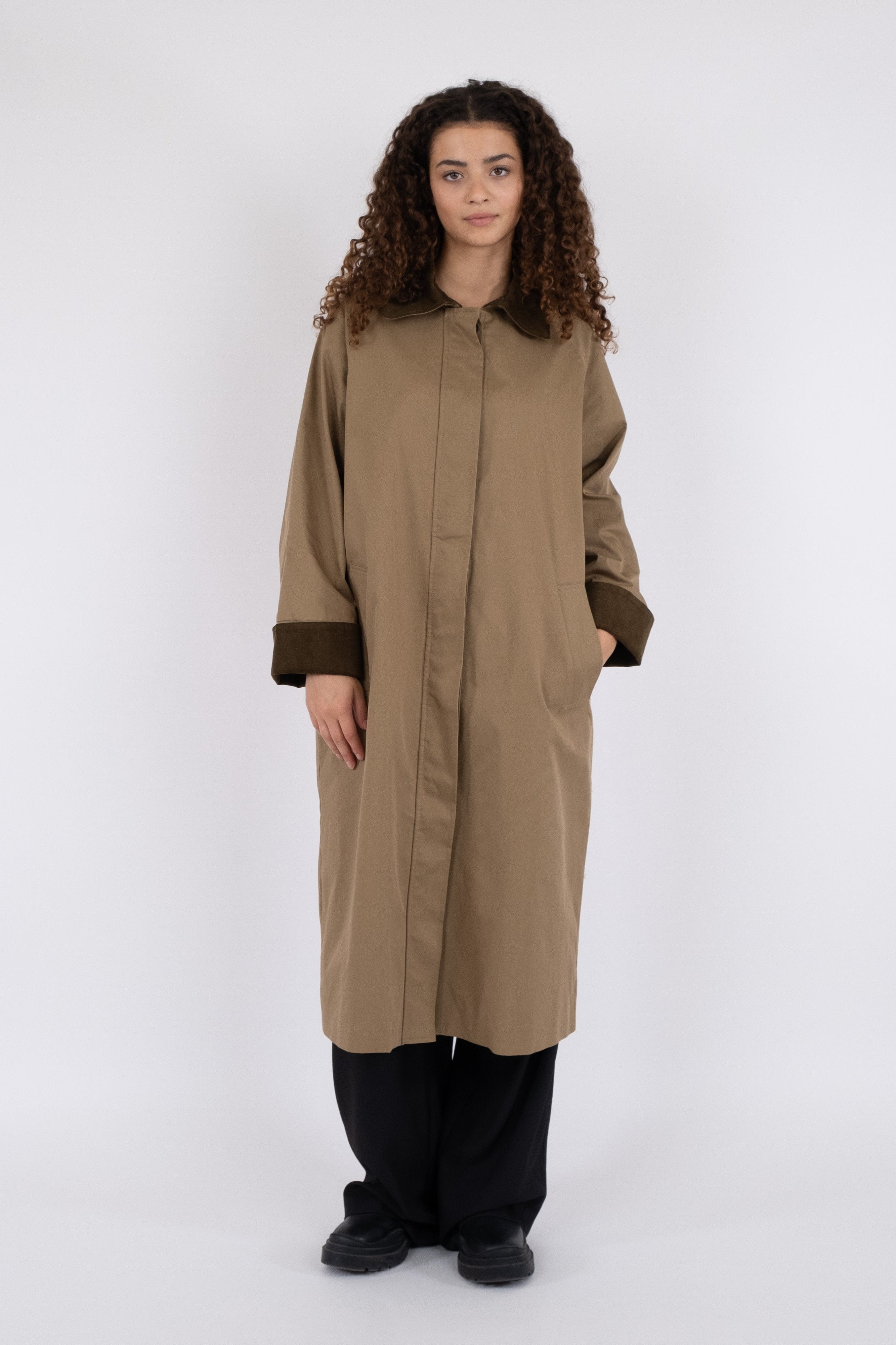 Neo Noir  Anneli Cord trenchcoat - Khaki