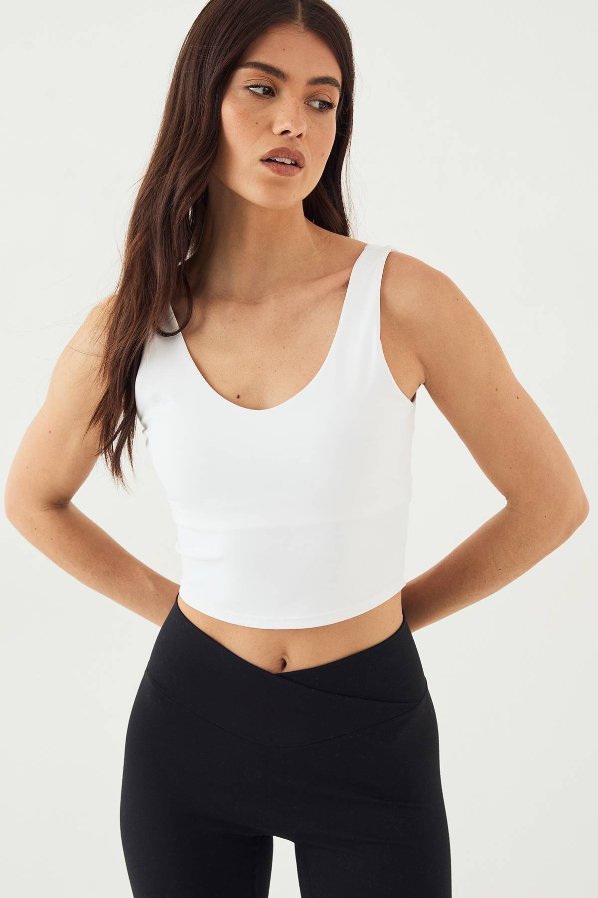 Brassière de Sport DSGN Studio Ultra Sculpt Longline Décolleté Plongeant