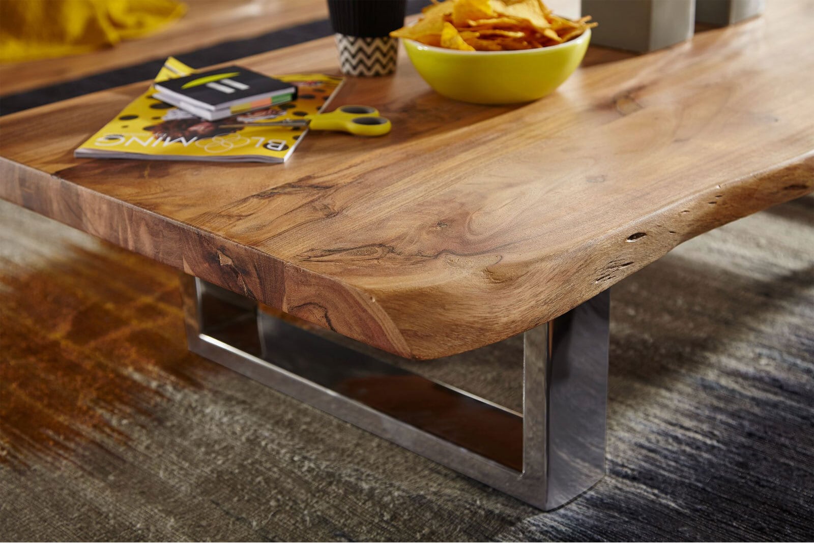 Couchtisch Asura 115 x 58 cm Massivholz braun Chrom