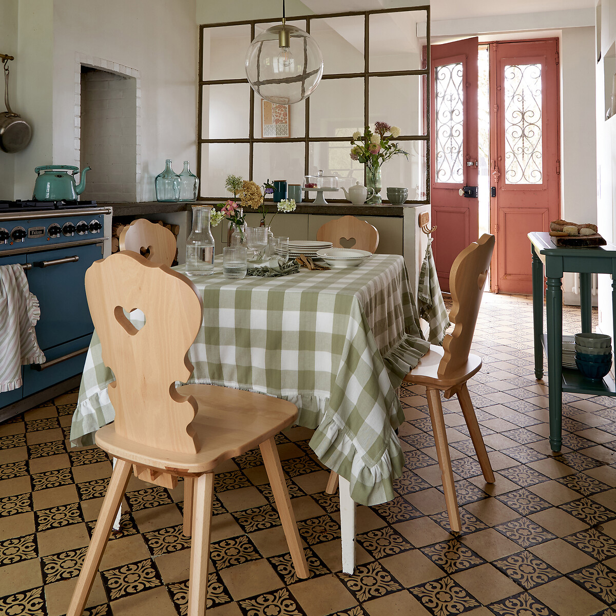 LA REDOUTE INTERIORS<br>Vaso Lady Jeanne em vidro, 31 cm de altura, Izolia