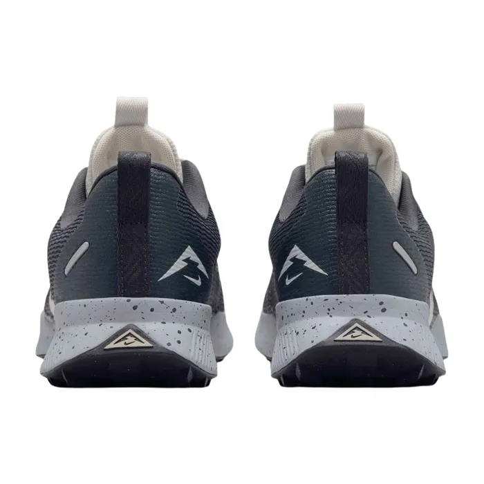 Nike Juniper 3 Trailrunningschoenen Dames
