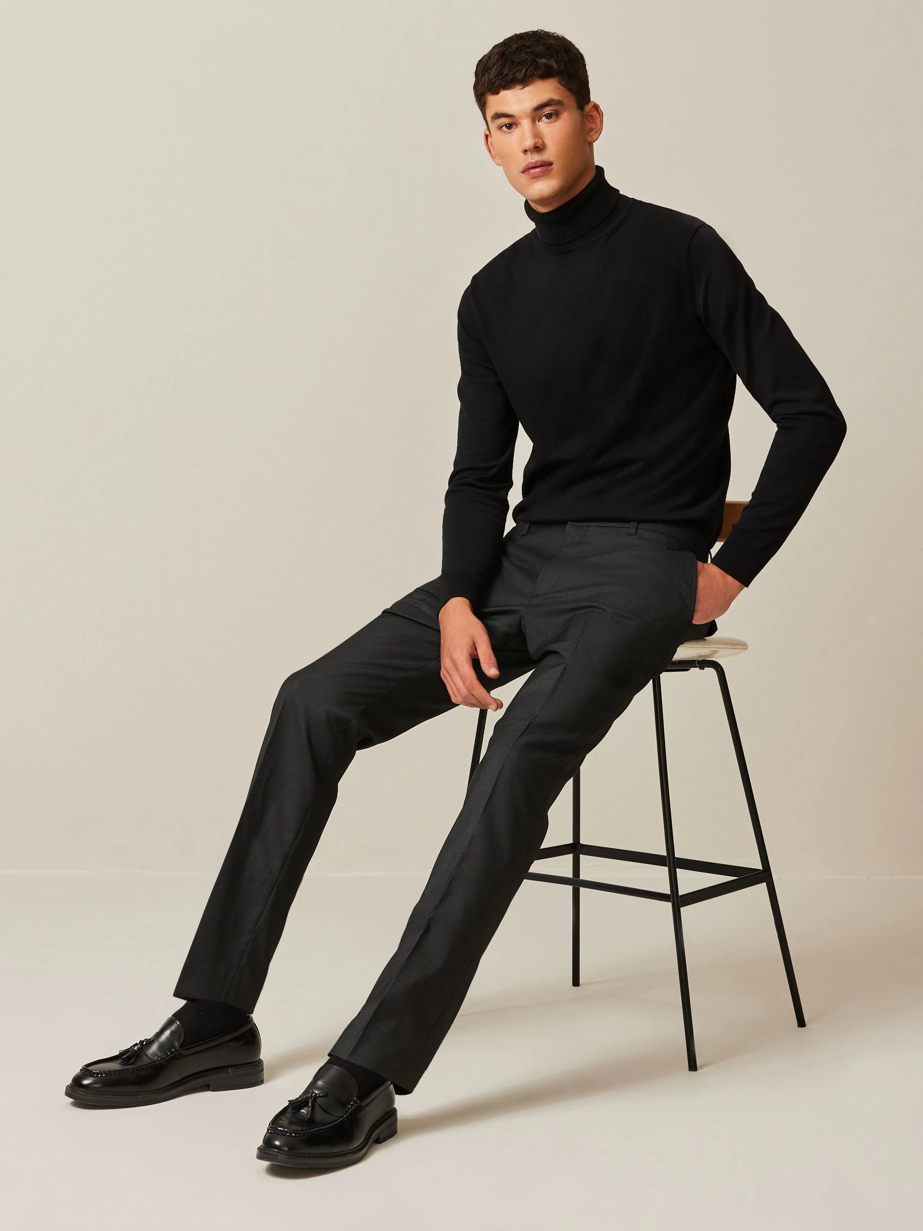 Zwart - Slim Fit - Modieuze broek met textuur